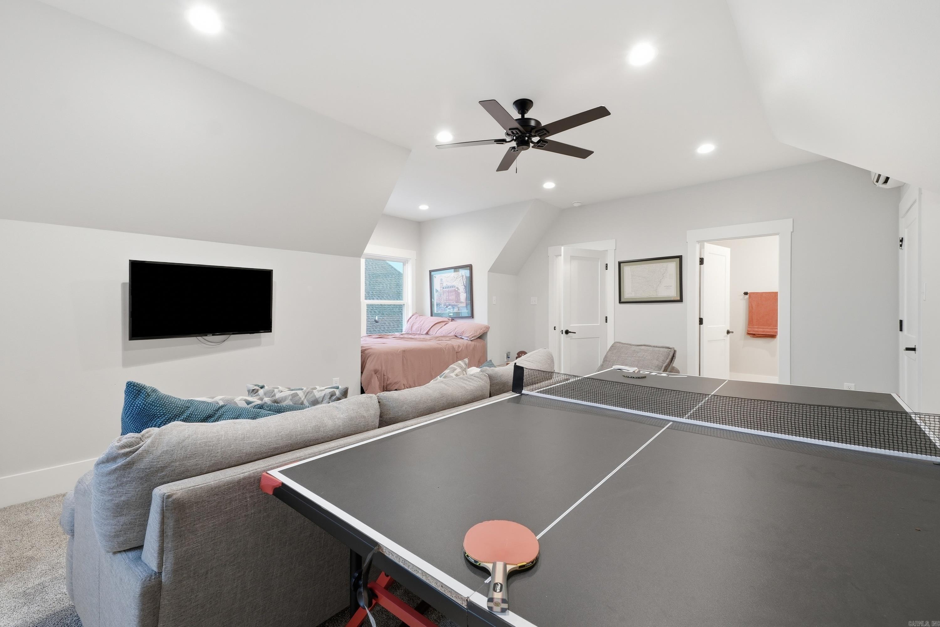 WINTERBROOK - Residential