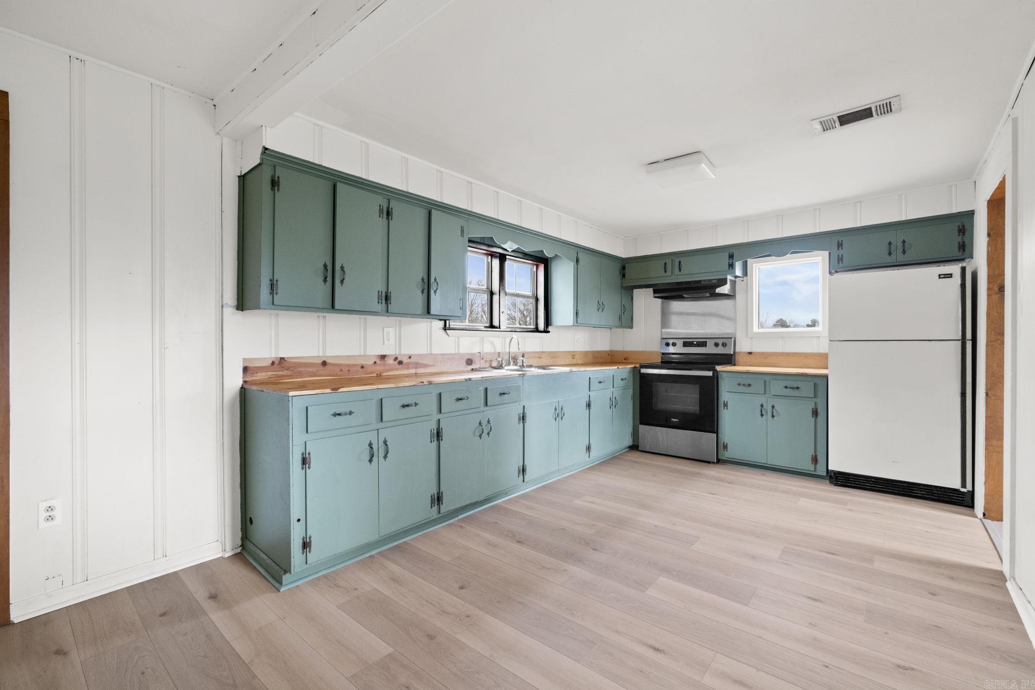 Meadowbrook - Residential