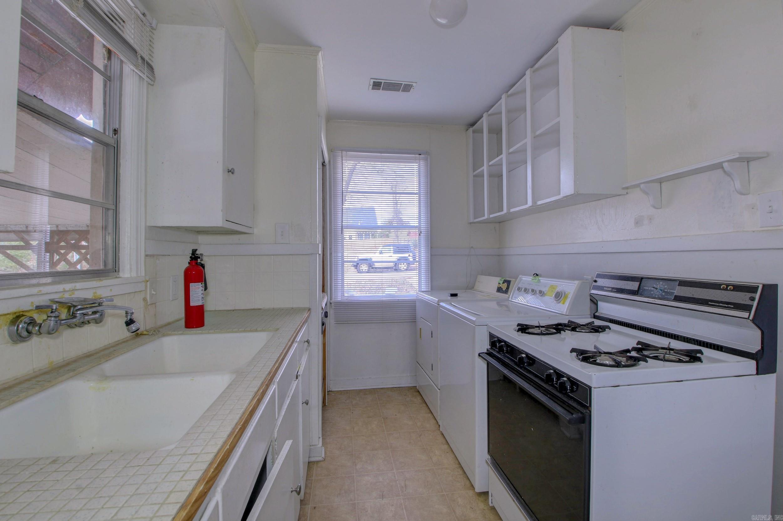 CAMMACK WOODS - Residential
