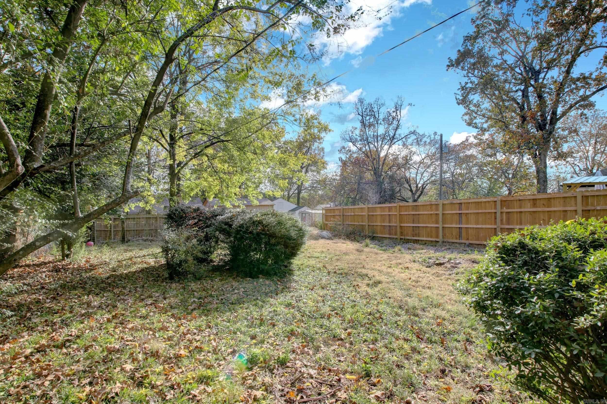 CAMMACK WOODS - Residential