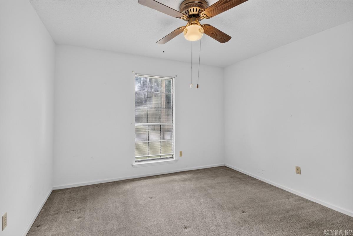 EAST MEADOW - Residential