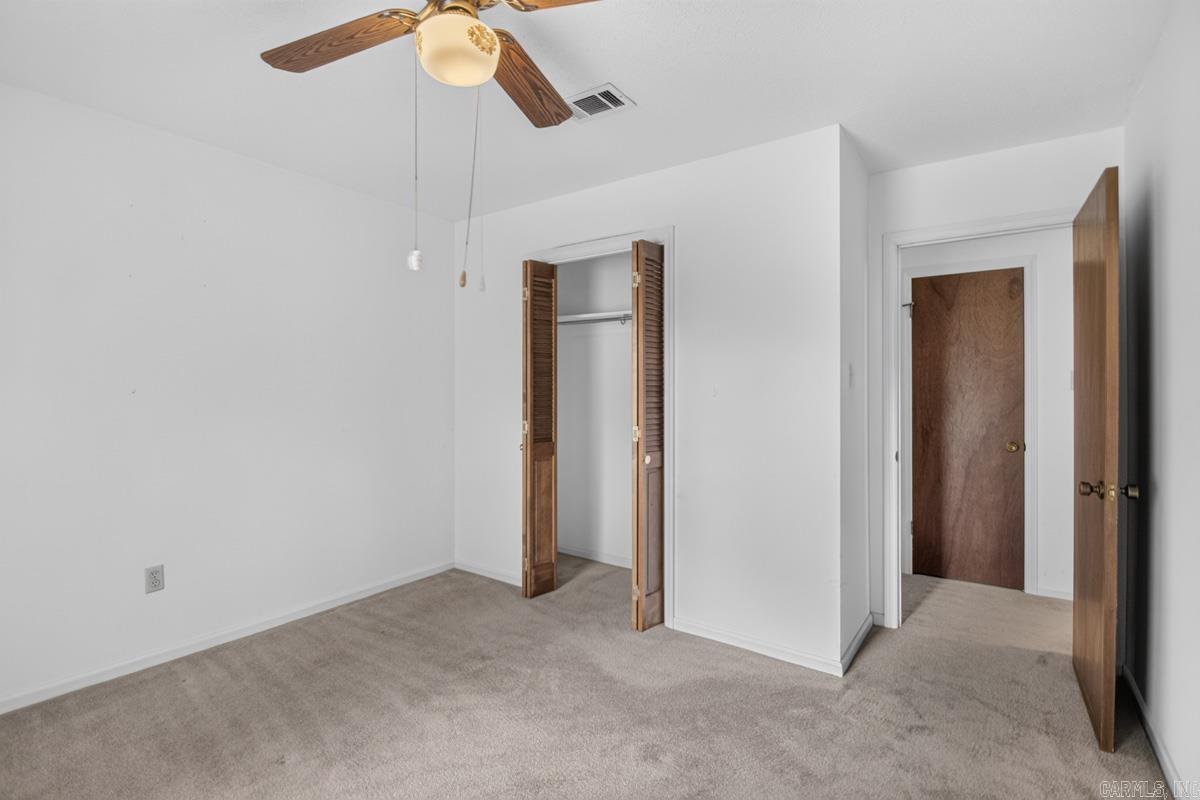 EAST MEADOW - Residential