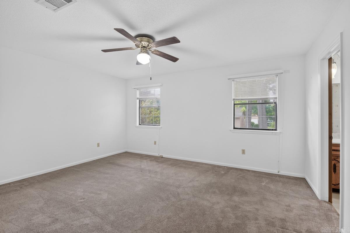 EAST MEADOW - Residential