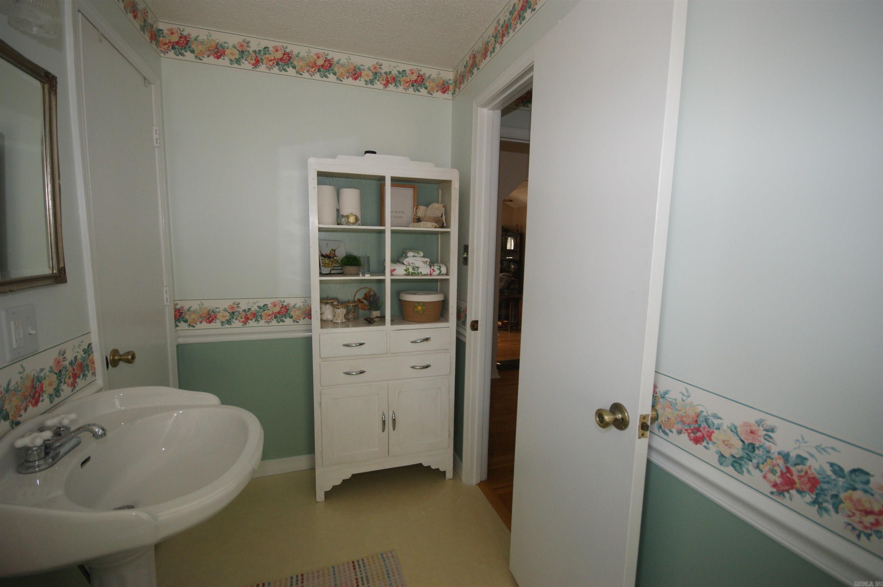 Lake Shore - Residential