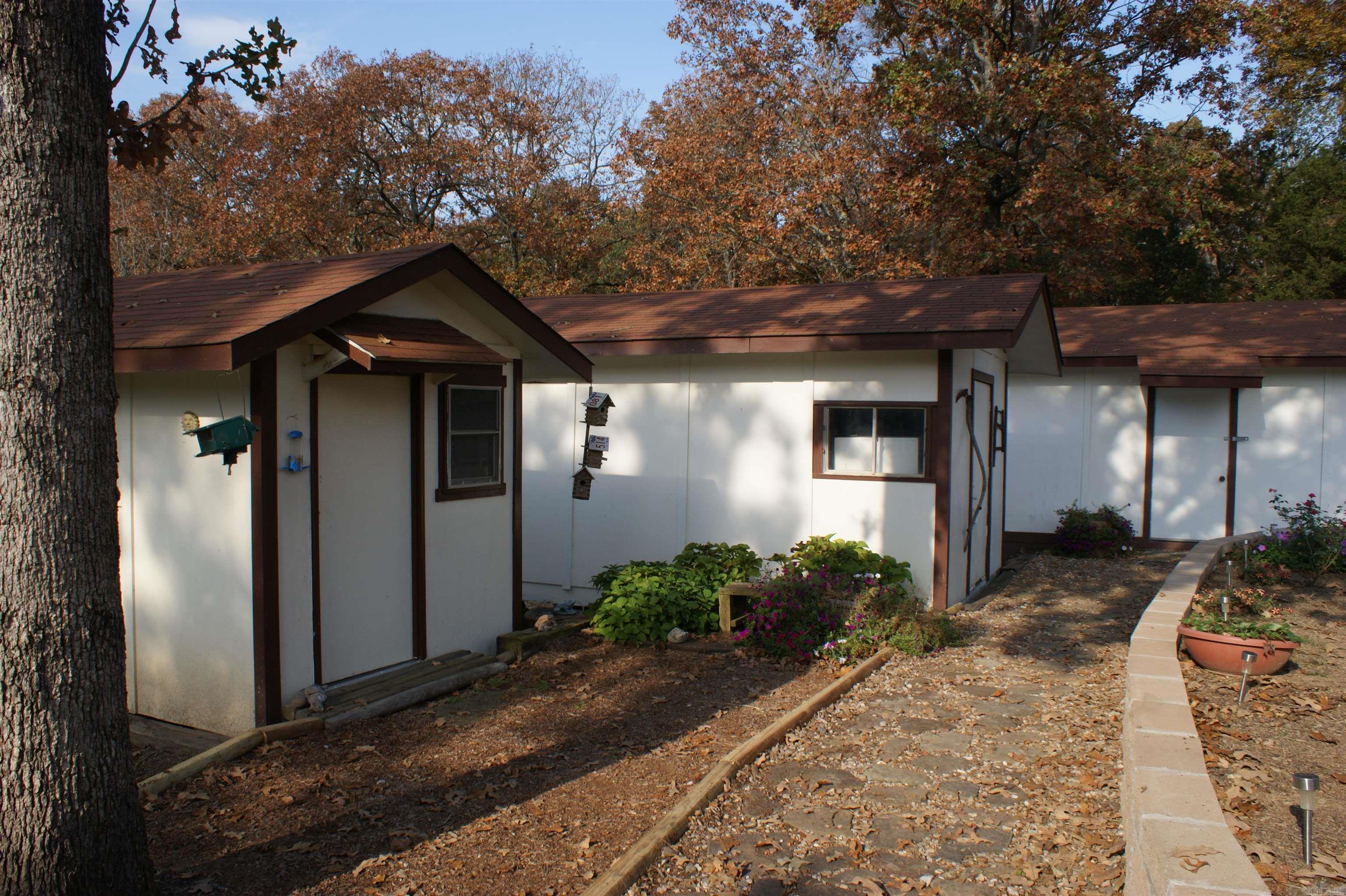 Lake Shore - Residential