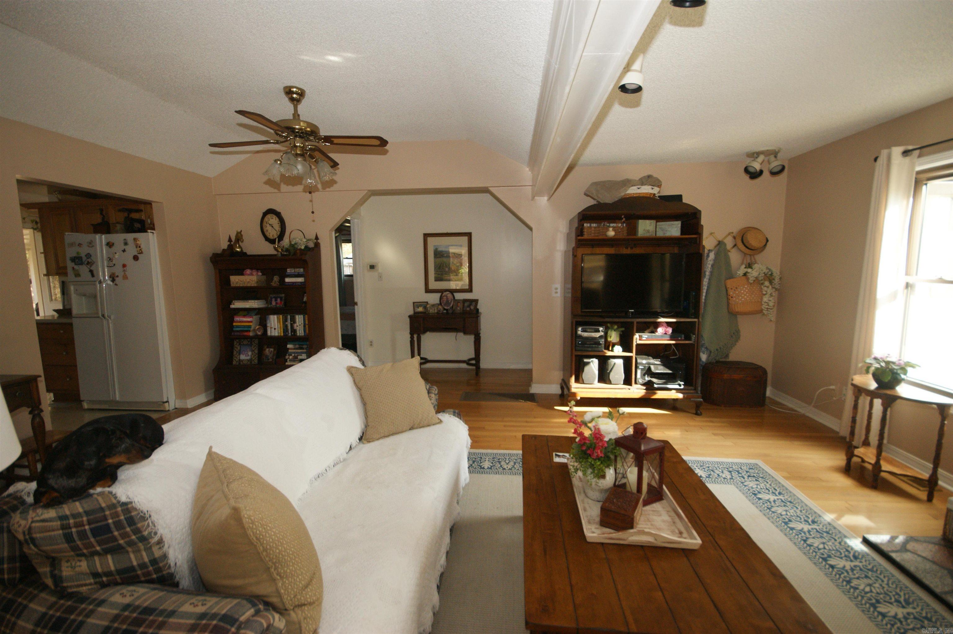 Lake Shore - Residential