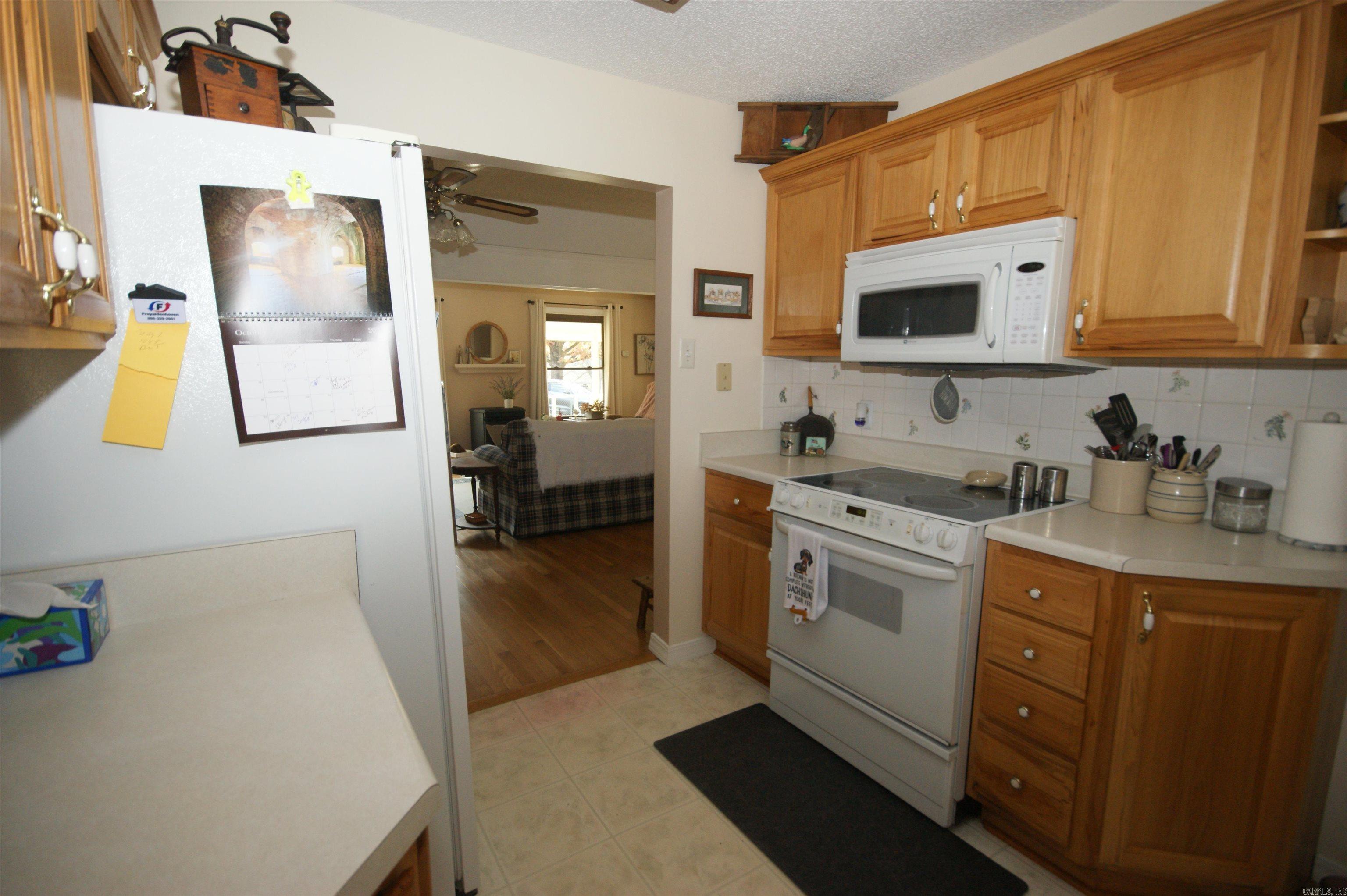 Lake Shore - Residential