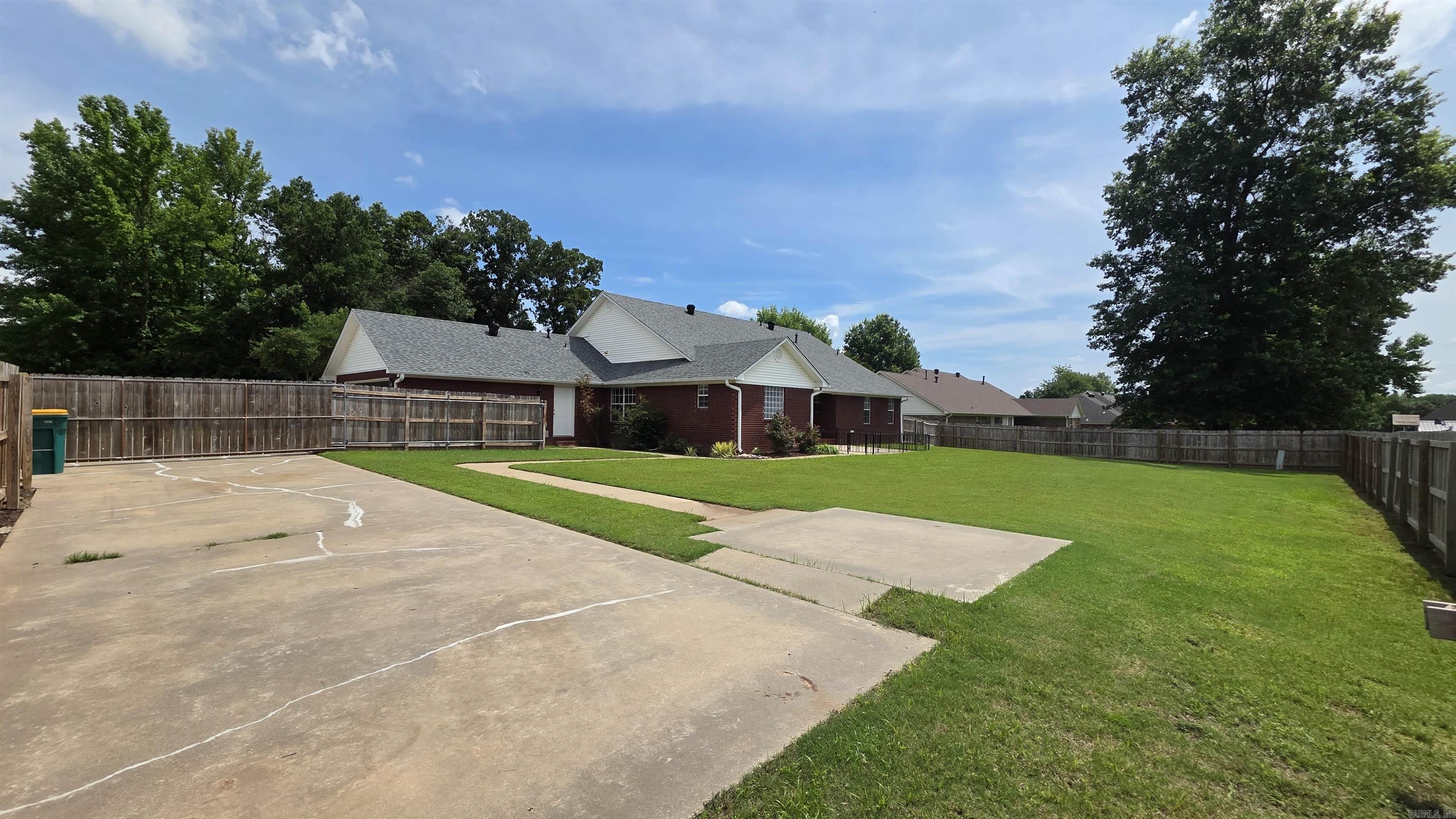 BROOKSIDE ESTATES - Residential