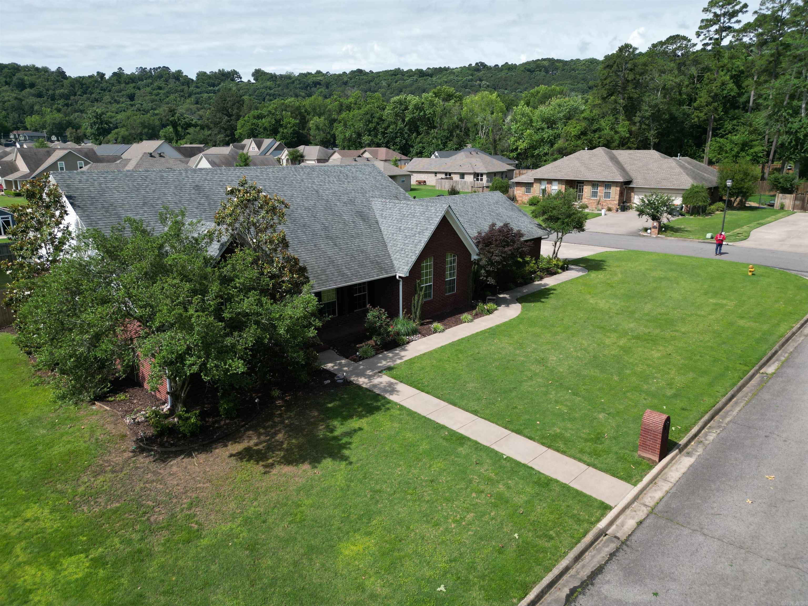 BROOKSIDE ESTATES - Residential