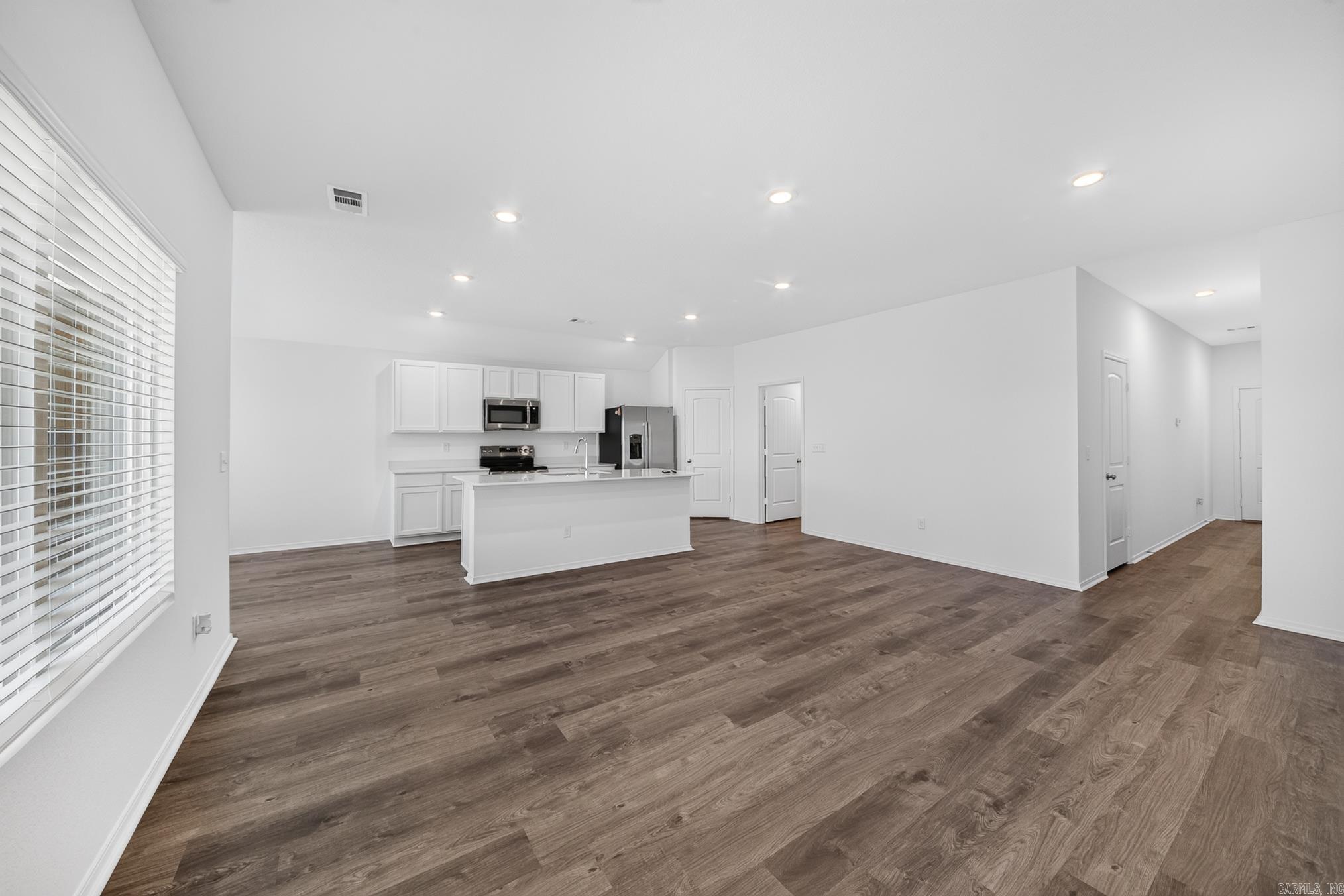 SOUTHFORK RANCH S/D PH I - Residential Lease