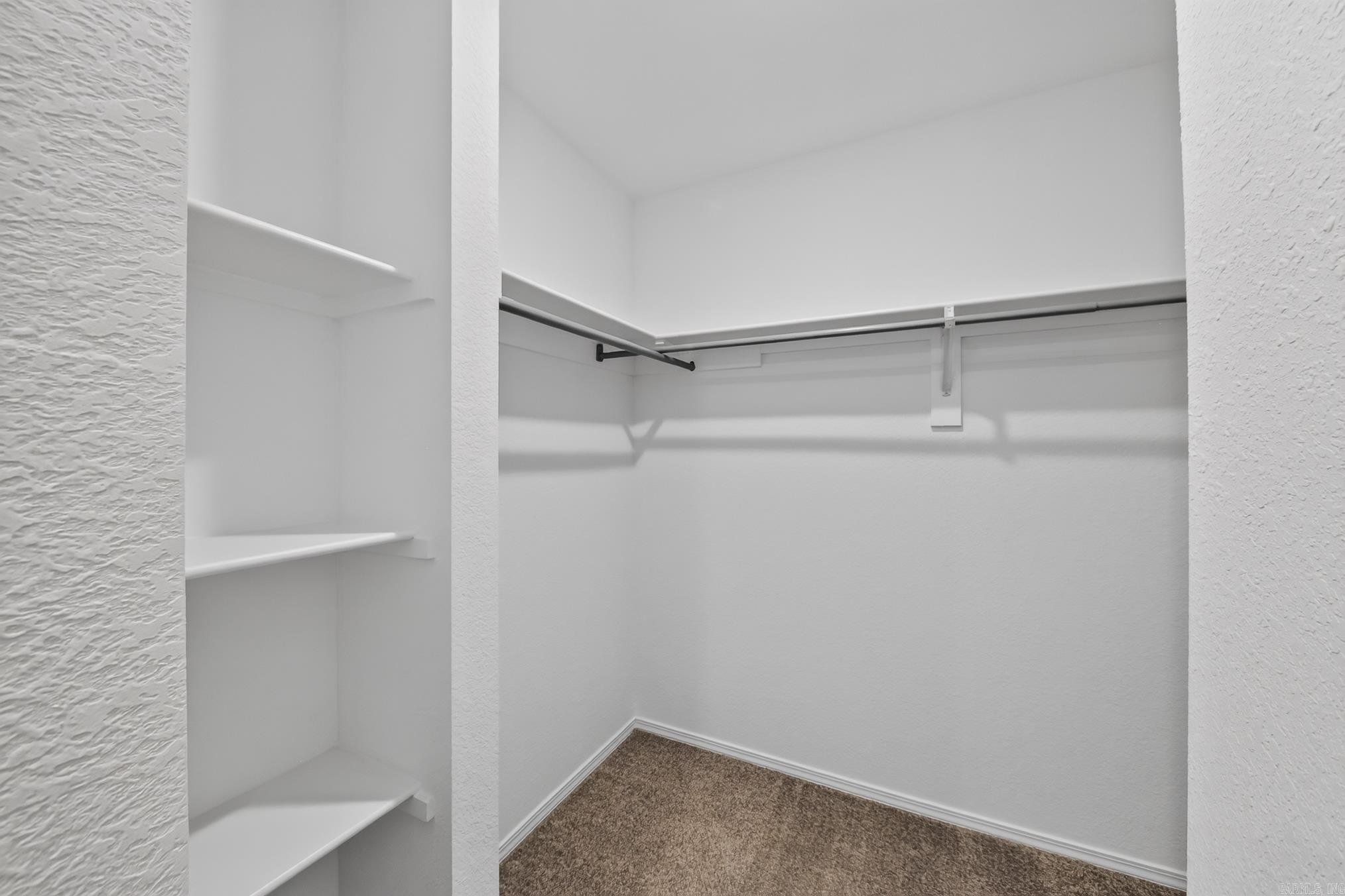 SOUTHFORK RANCH S/D PH I - Residential Lease
