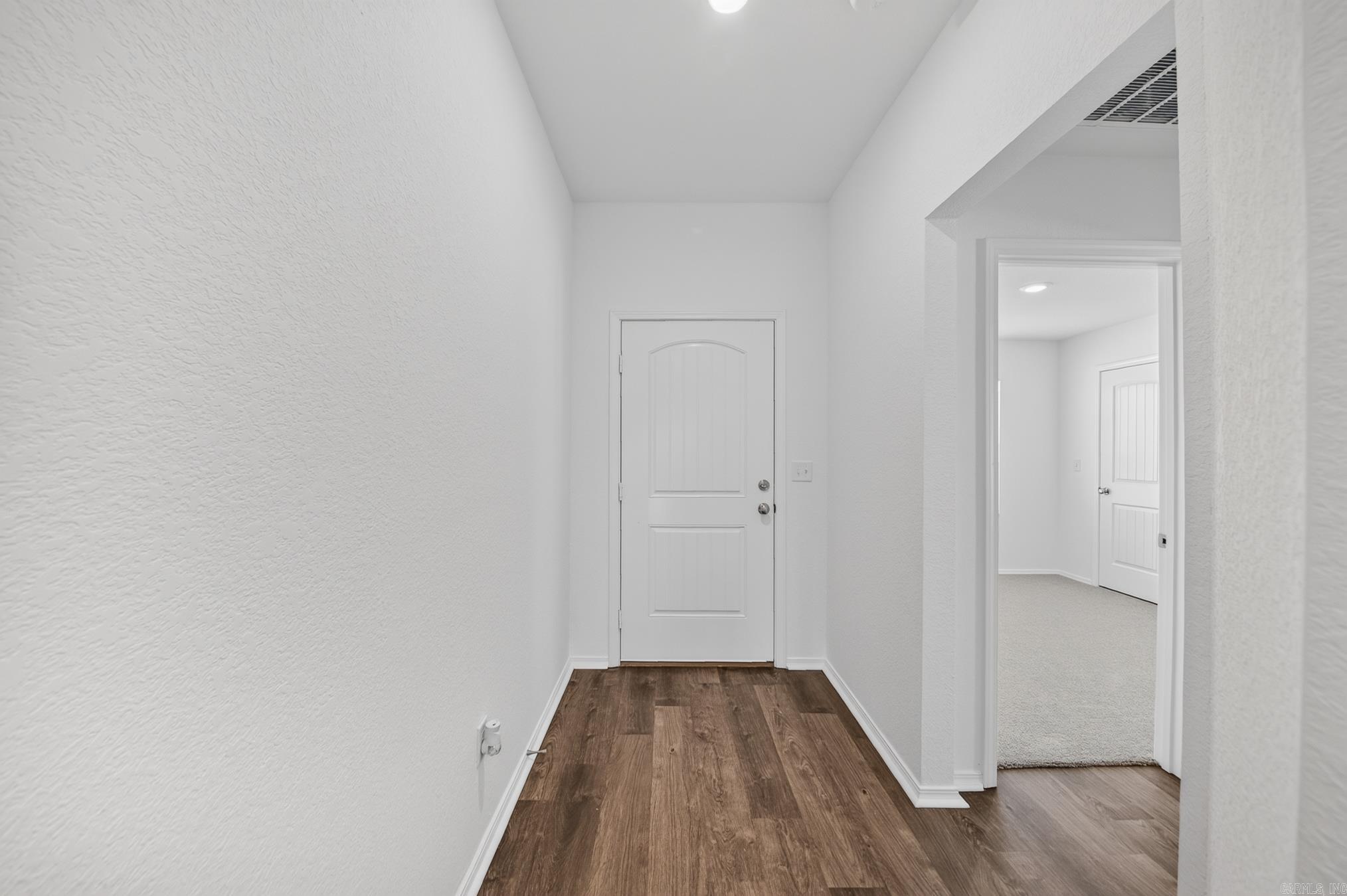 SOUTHFORK RANCH S/D PH I - Residential Lease