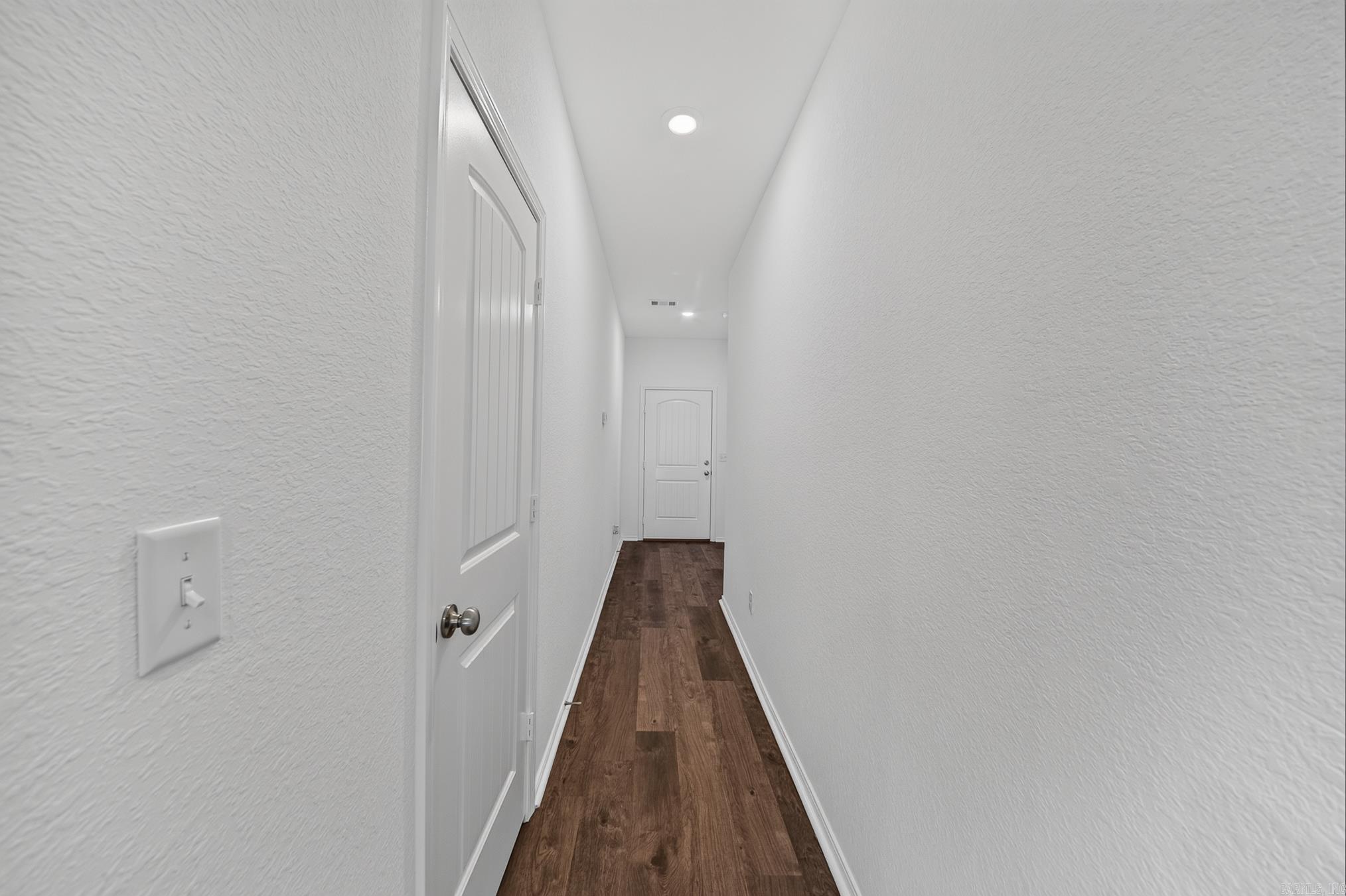 SOUTHFORK RANCH S/D PH I - Residential Lease