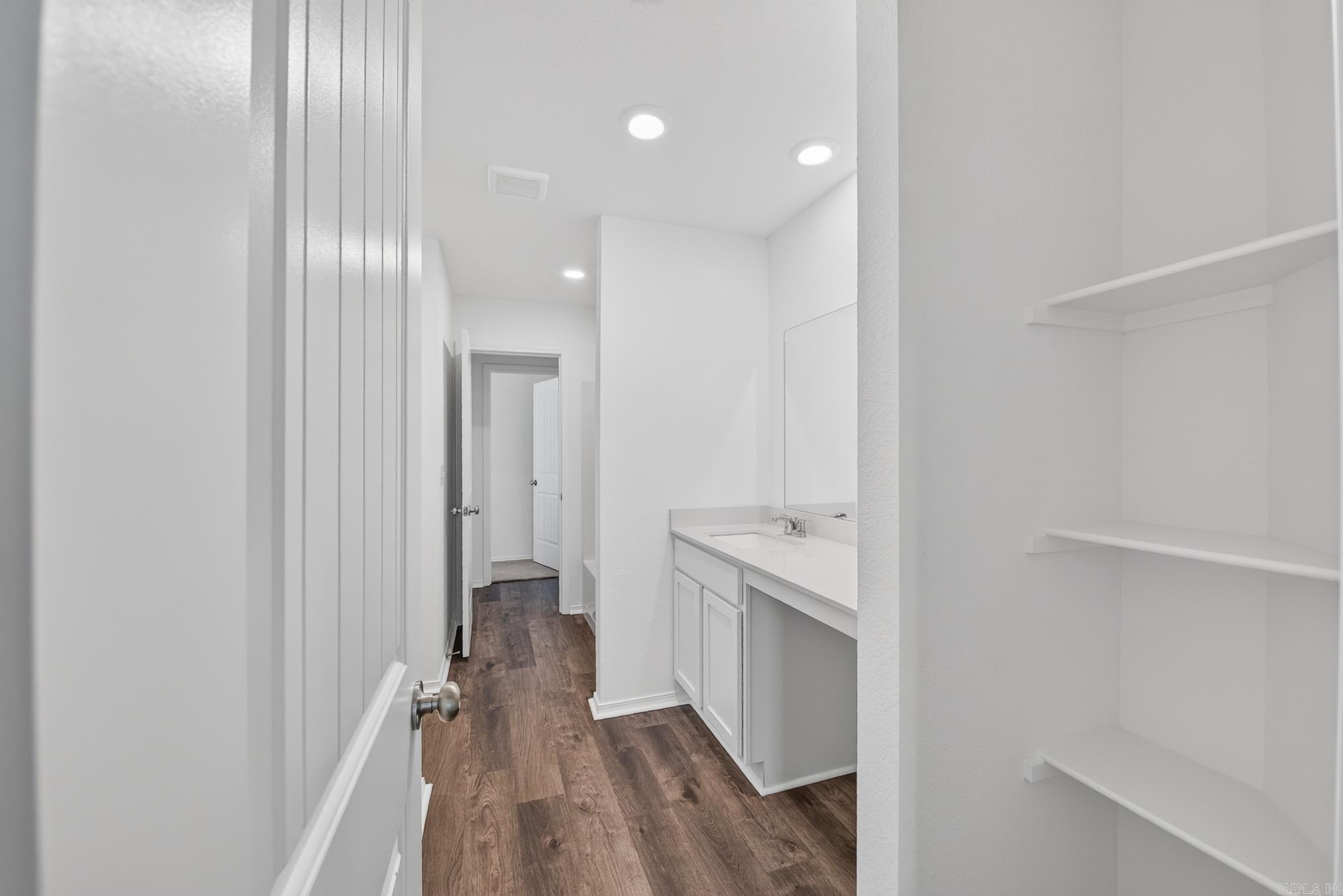 SOUTHFORK RANCH S/D PH I - Residential Lease