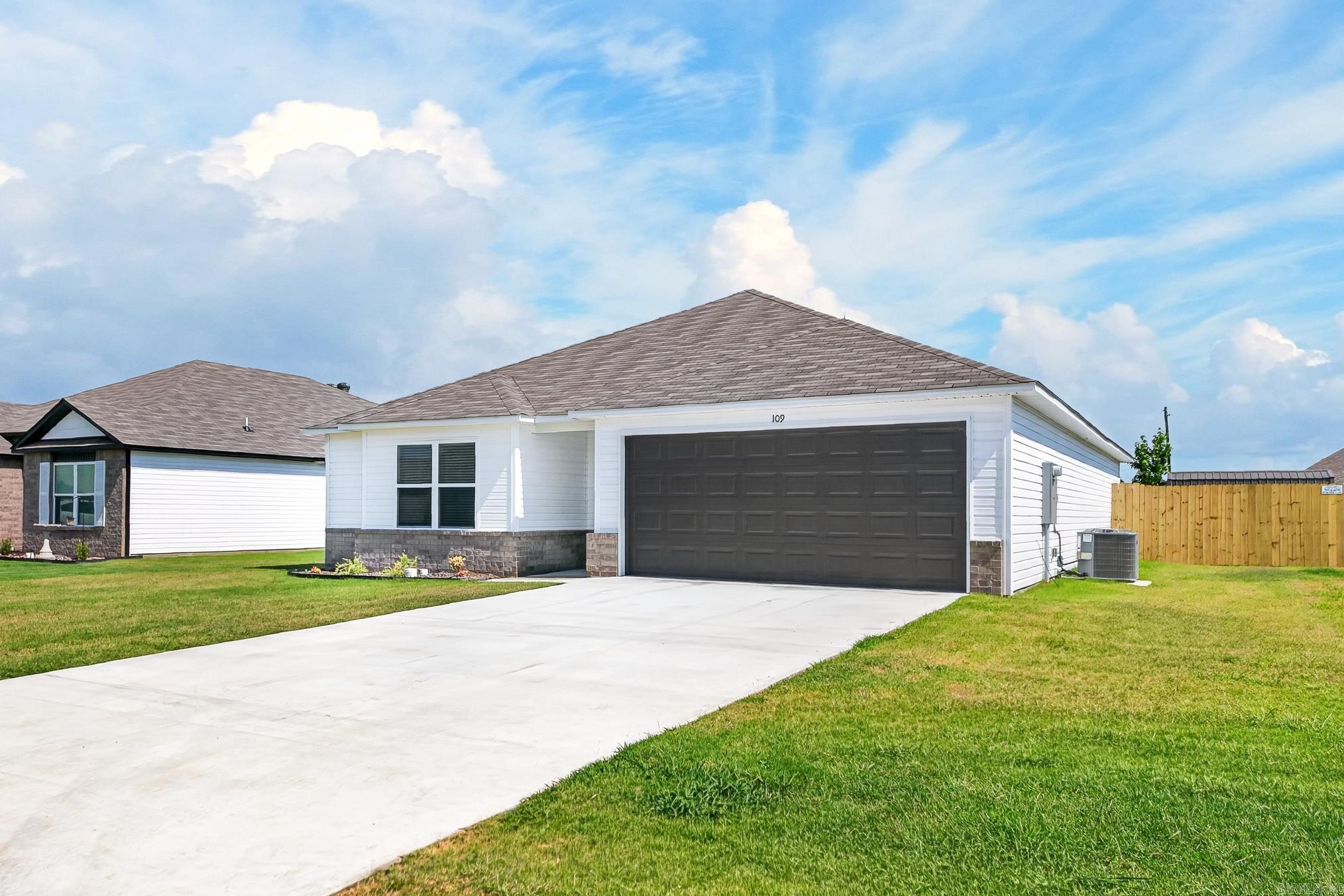 SOUTHFORK RANCH S/D PH I - Residential Lease