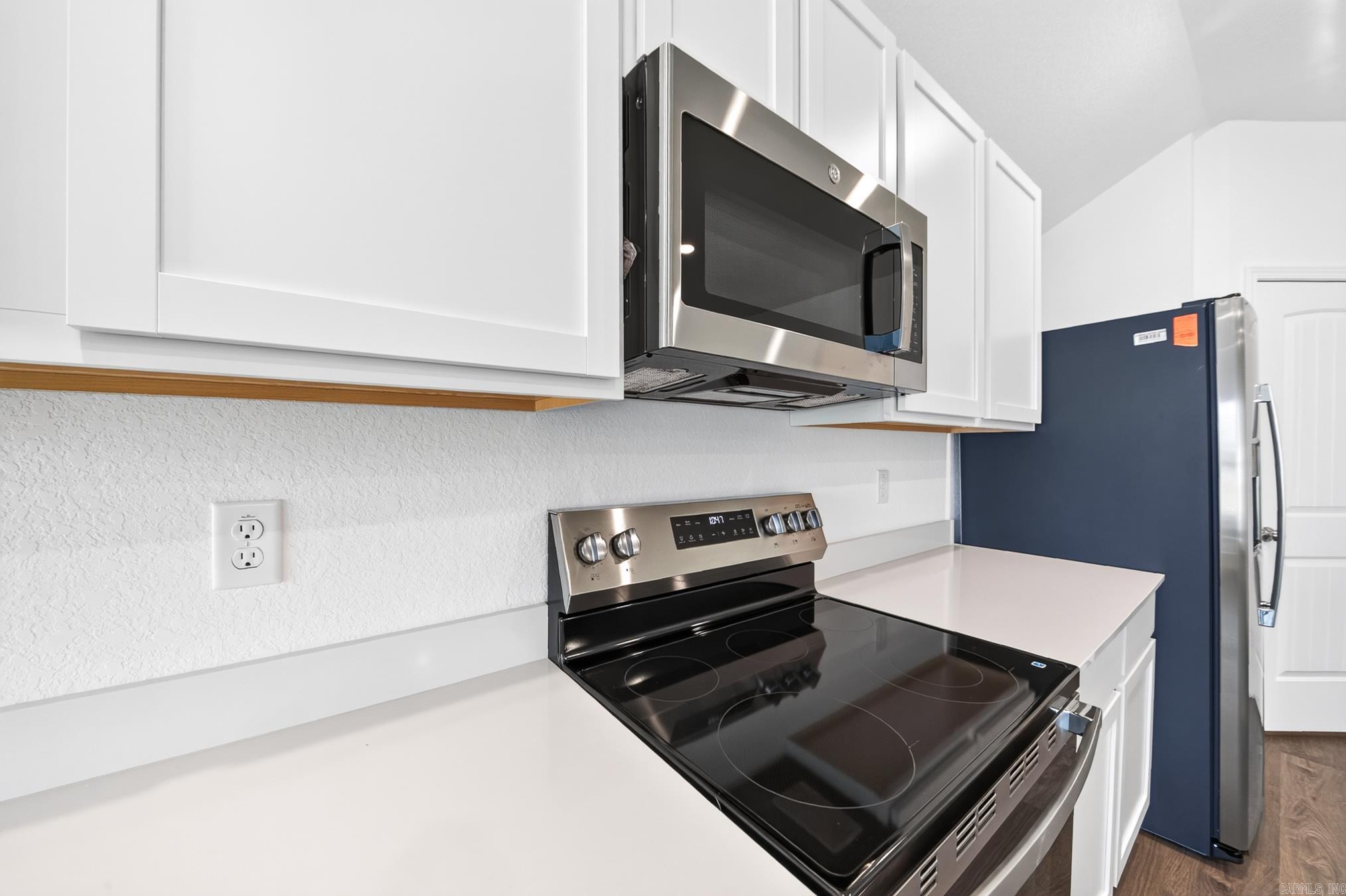 SOUTHFORK RANCH S/D PH I - Residential Lease