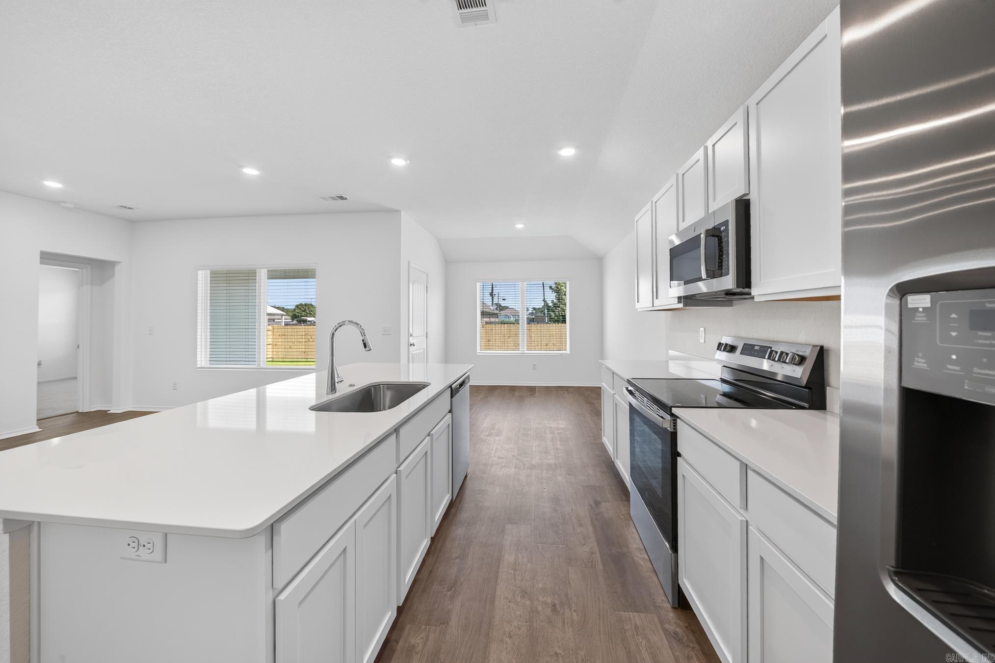 SOUTHFORK RANCH S/D PH I - Residential Lease