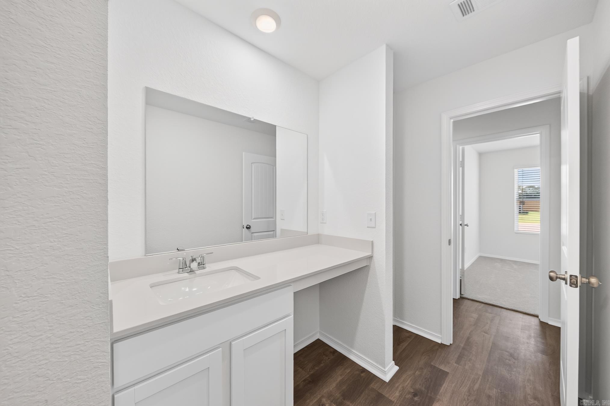 SOUTHFORK RANCH S/D PH I - Residential Lease