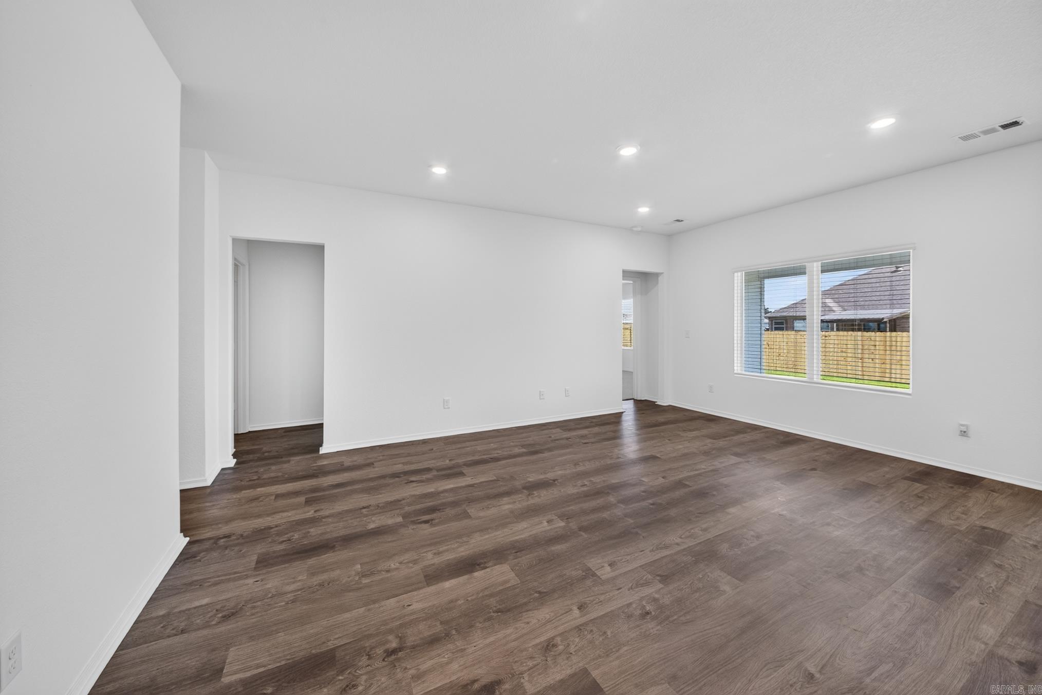 SOUTHFORK RANCH S/D PH I - Residential Lease