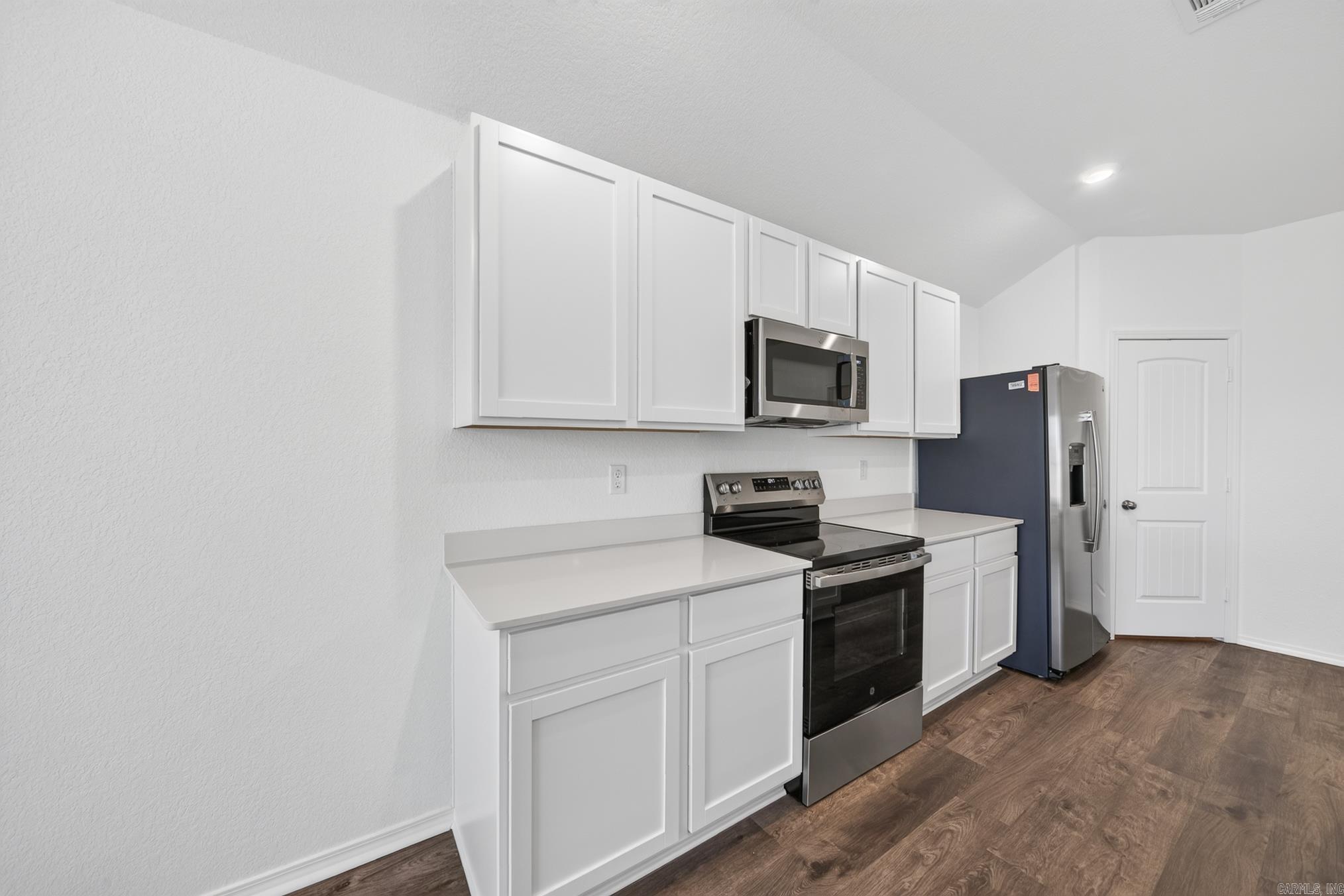 SOUTHFORK RANCH S/D PH I - Residential Lease