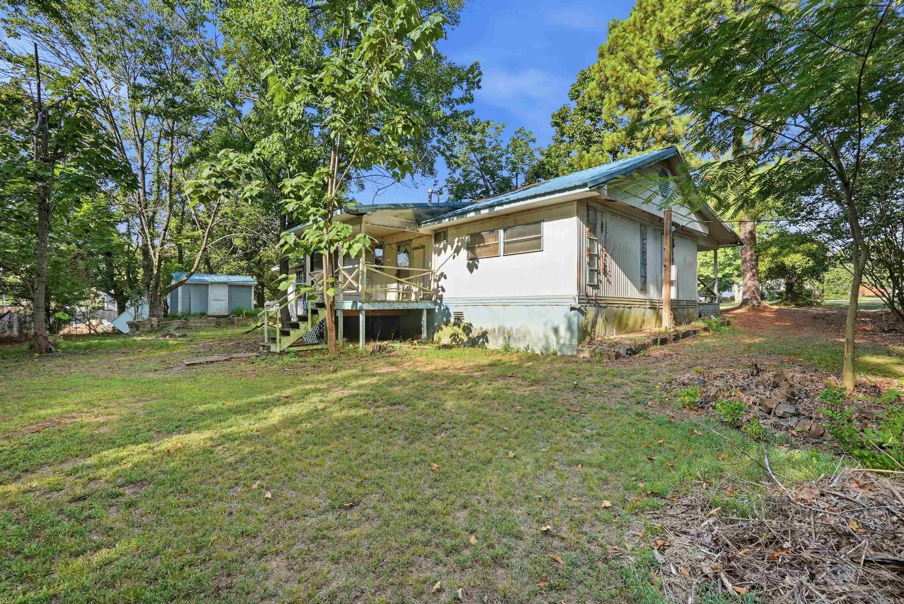 Lake Shore - Residential