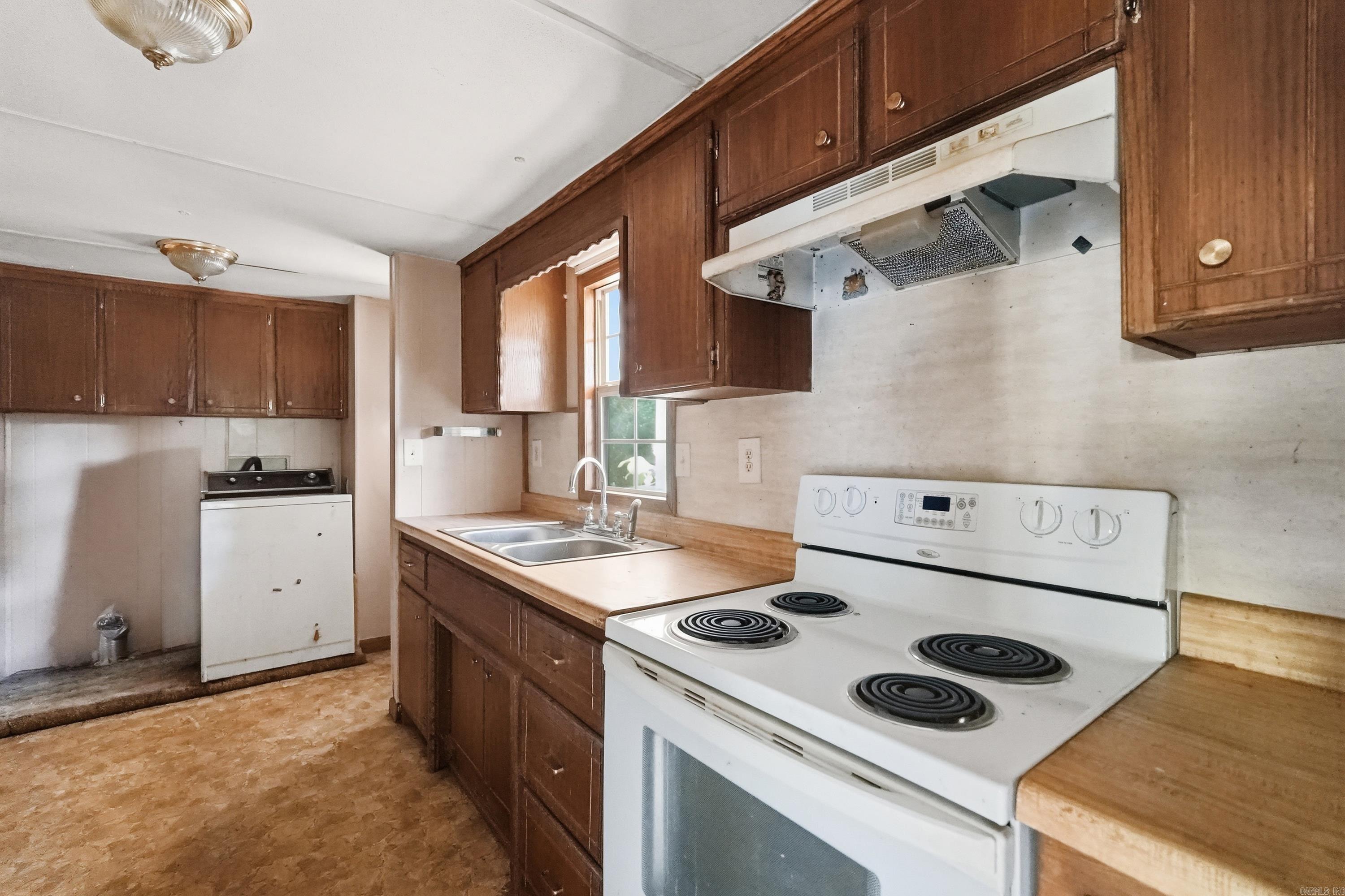 Lake Shore - Residential