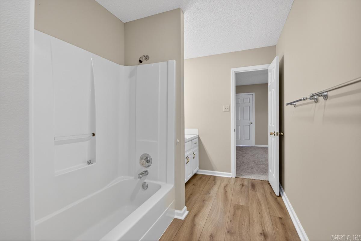PLANTATION ACRES - Residential