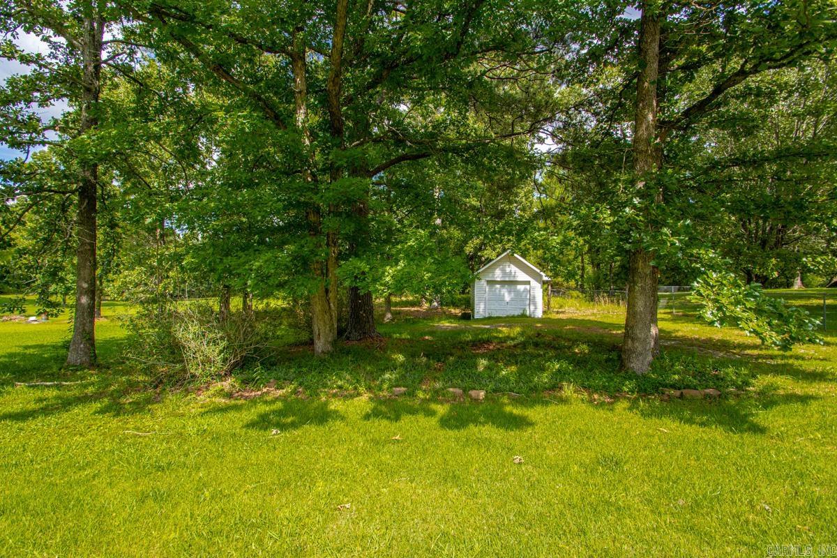 PLANTATION ACRES - Residential