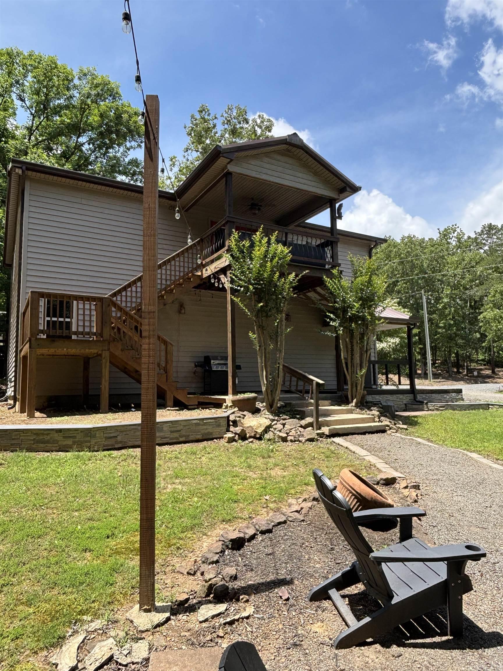 WHISPERING SPRINGS - Residential