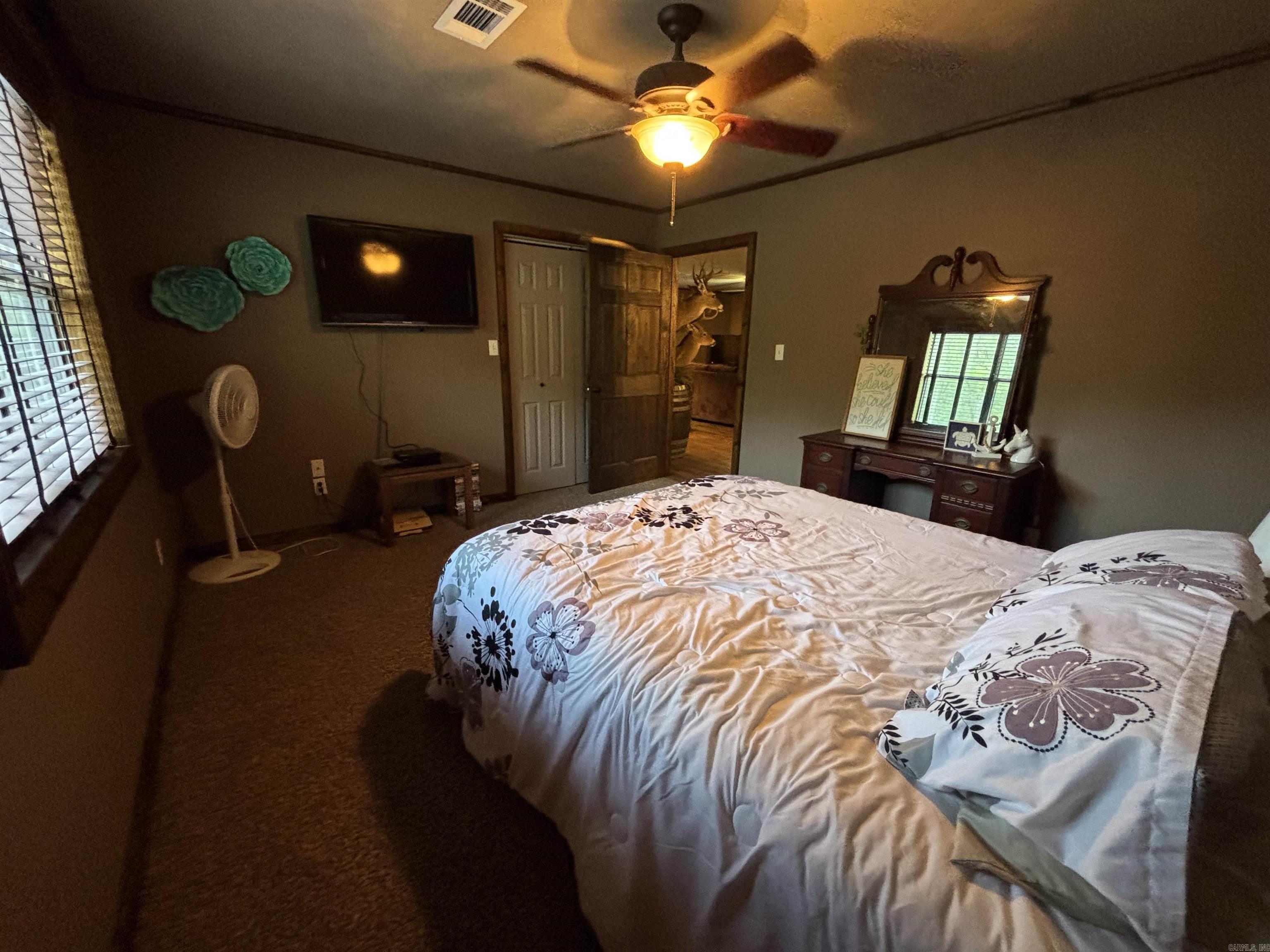 WHISPERING SPRINGS - Residential