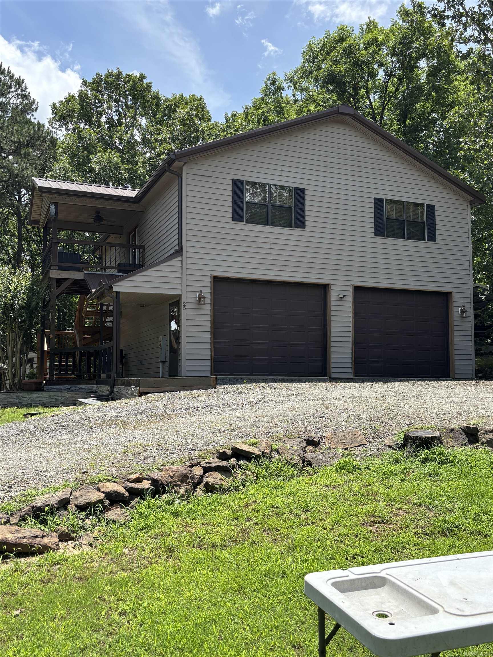 WHISPERING SPRINGS - Residential
