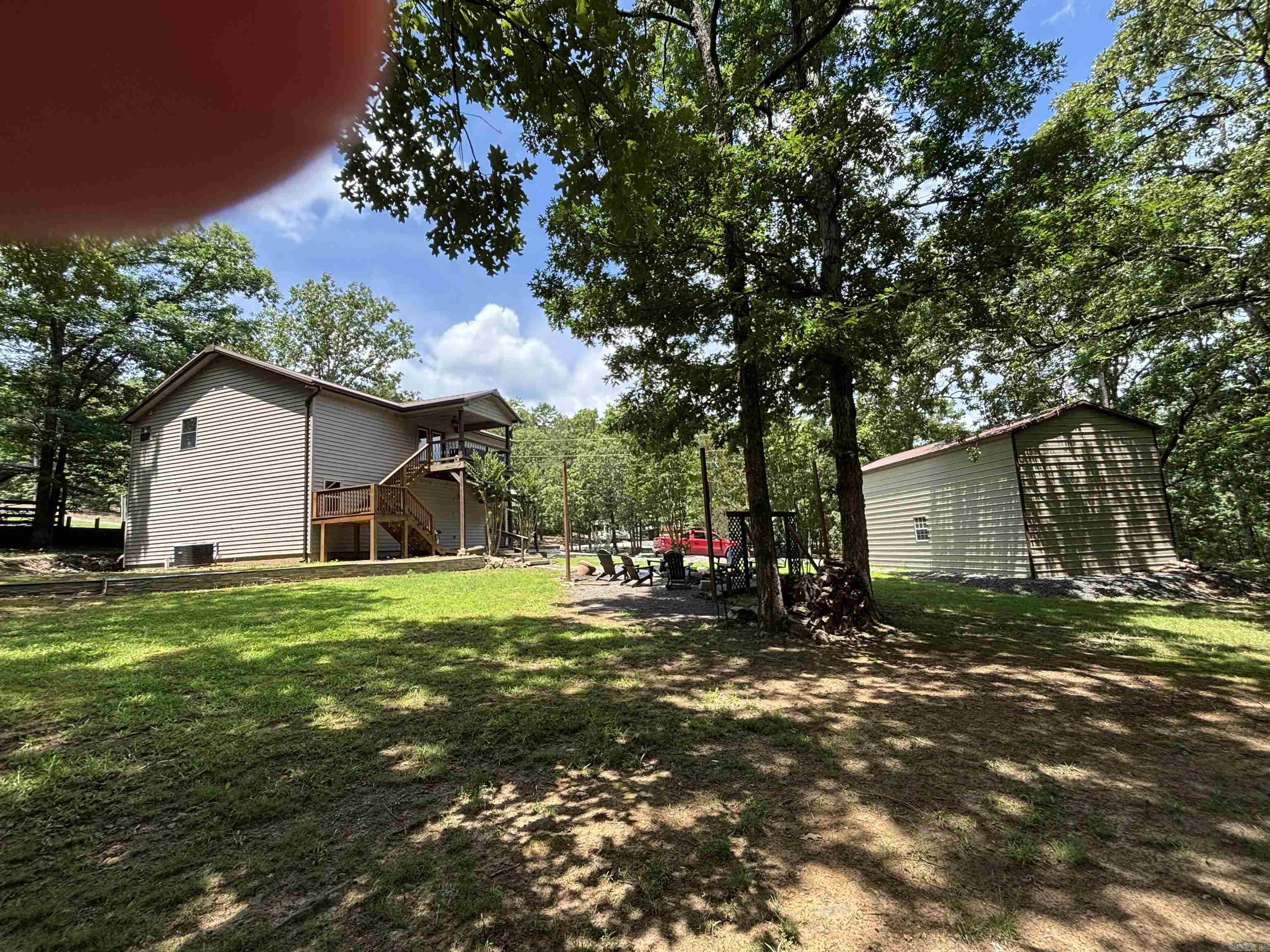 WHISPERING SPRINGS - Residential