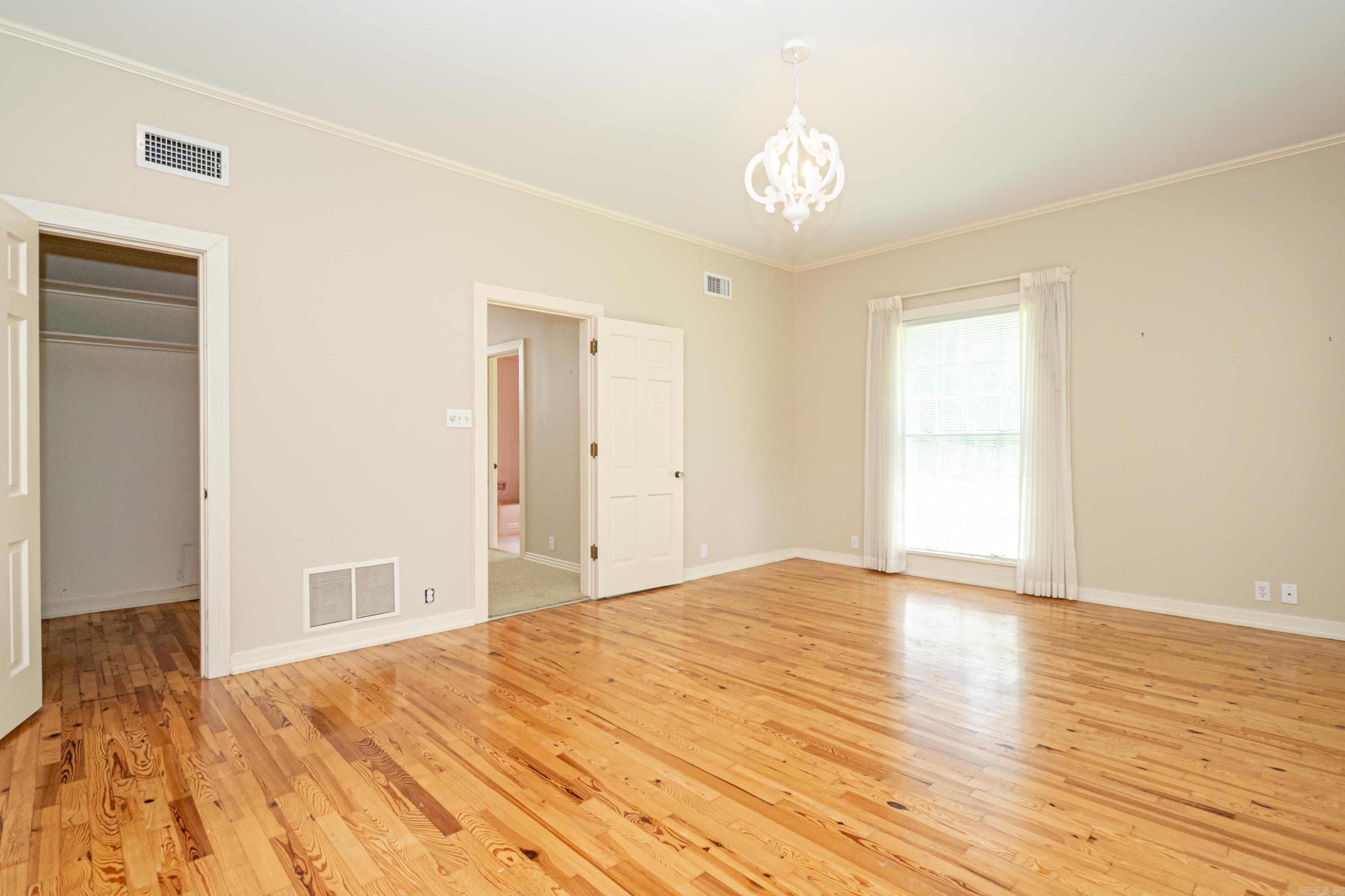 MELLORS 4TH - Residential