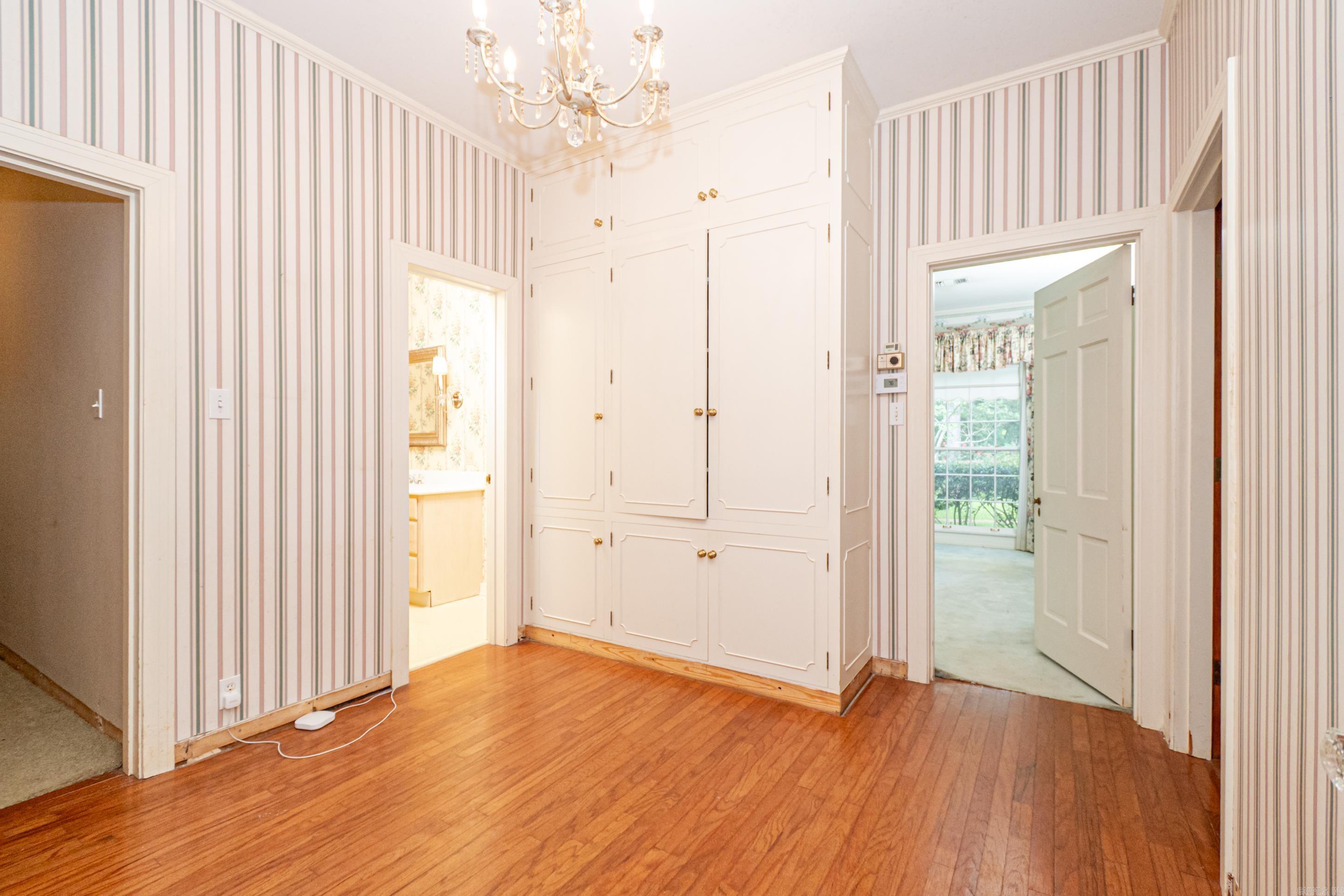 MELLORS 4TH - Residential