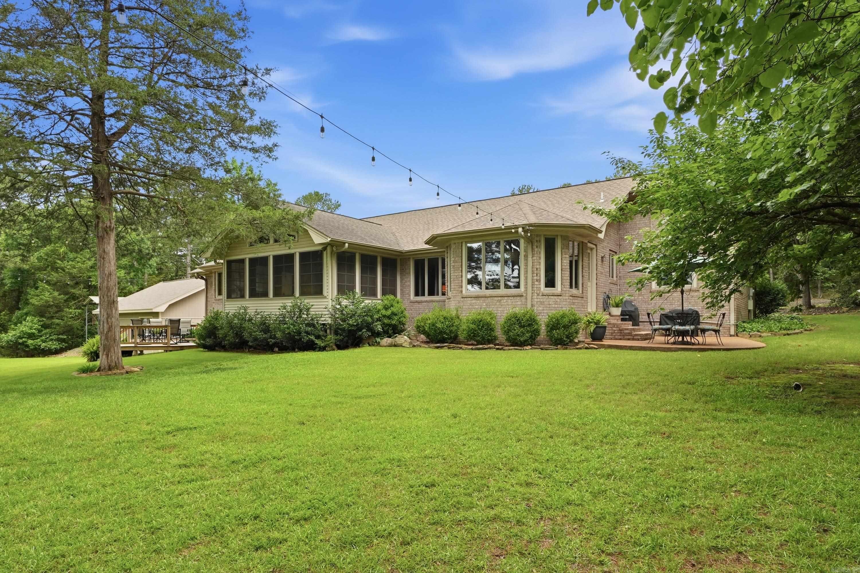 MOUNTAIN RANCH - Residential