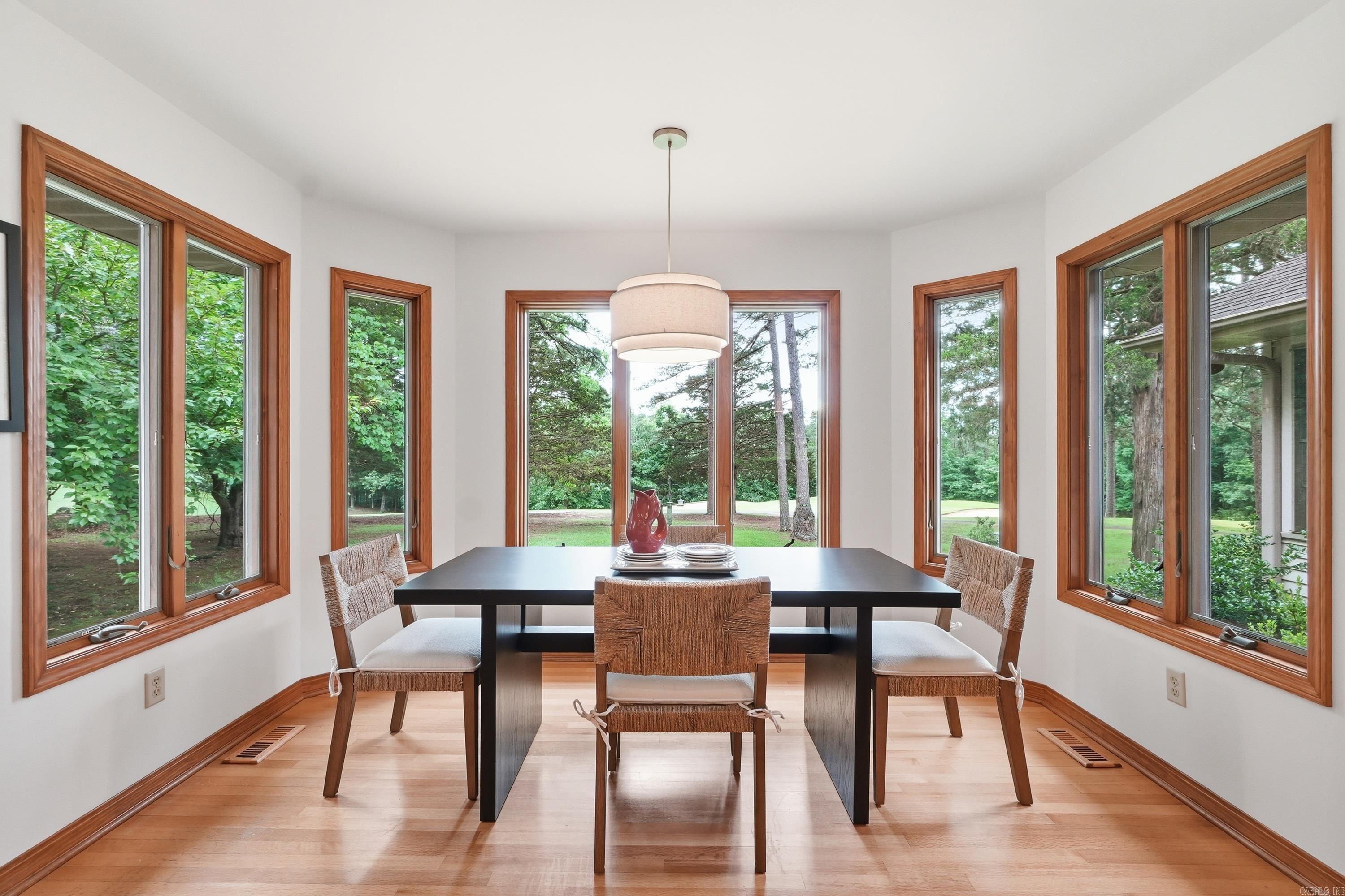 MOUNTAIN RANCH - Residential