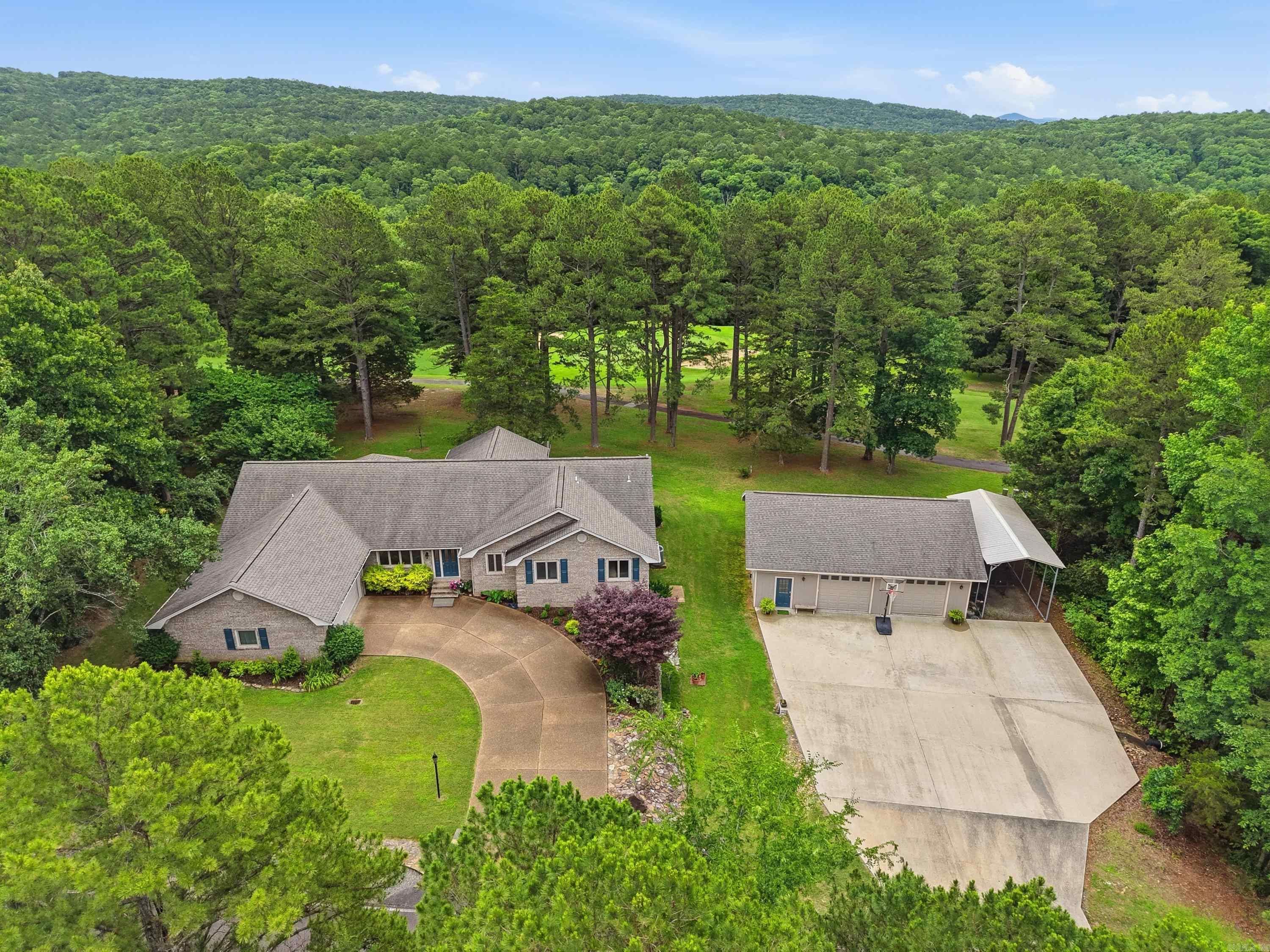MOUNTAIN RANCH - Residential