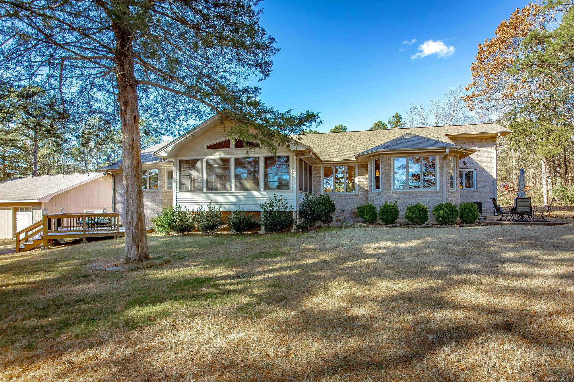 MOUNTAIN RANCH - Residential