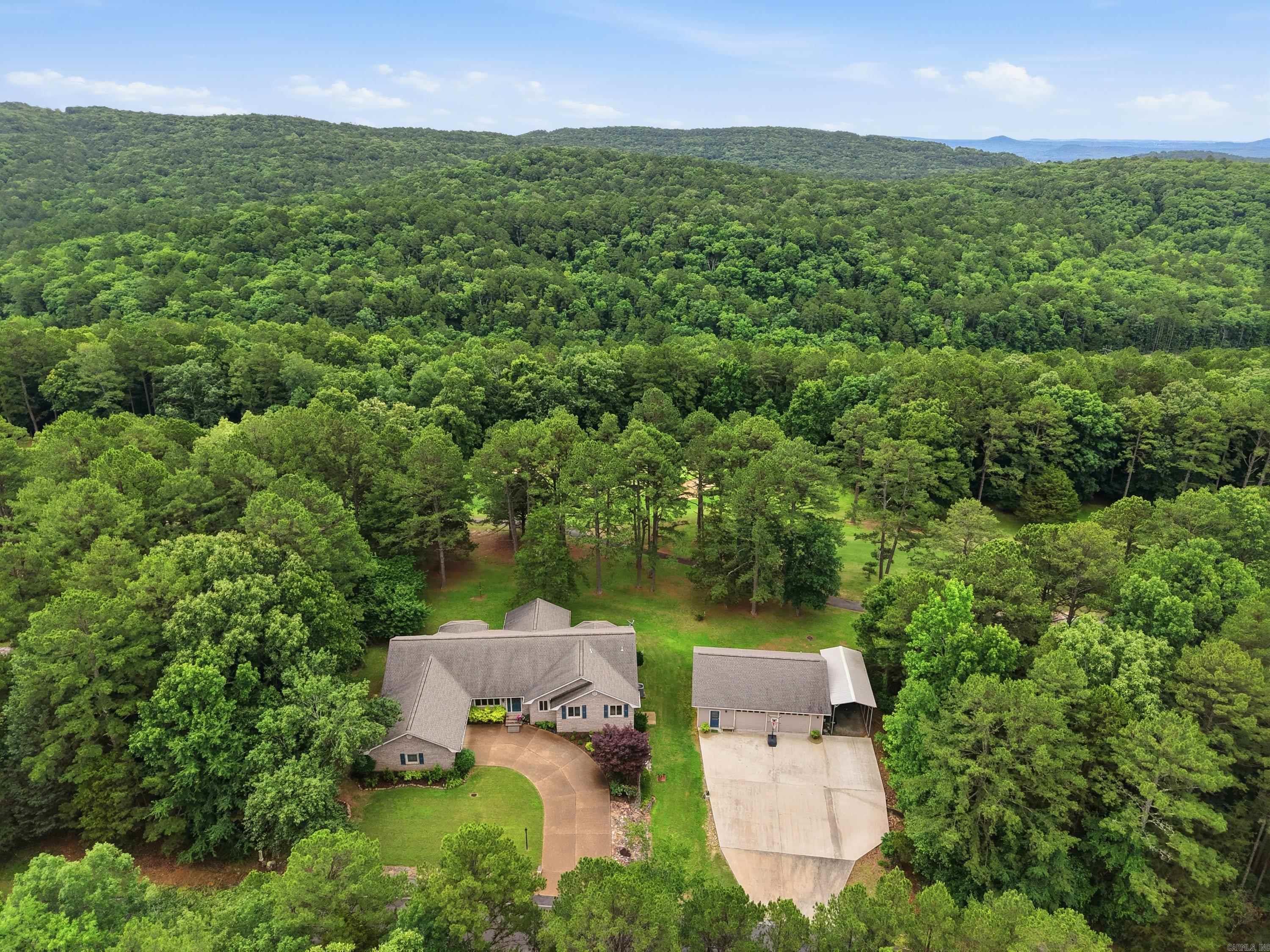 MOUNTAIN RANCH - Residential
