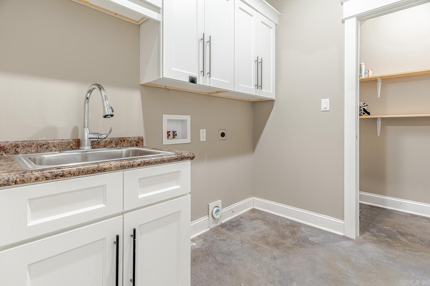 STEELE CANNON ESTATES - Residential
