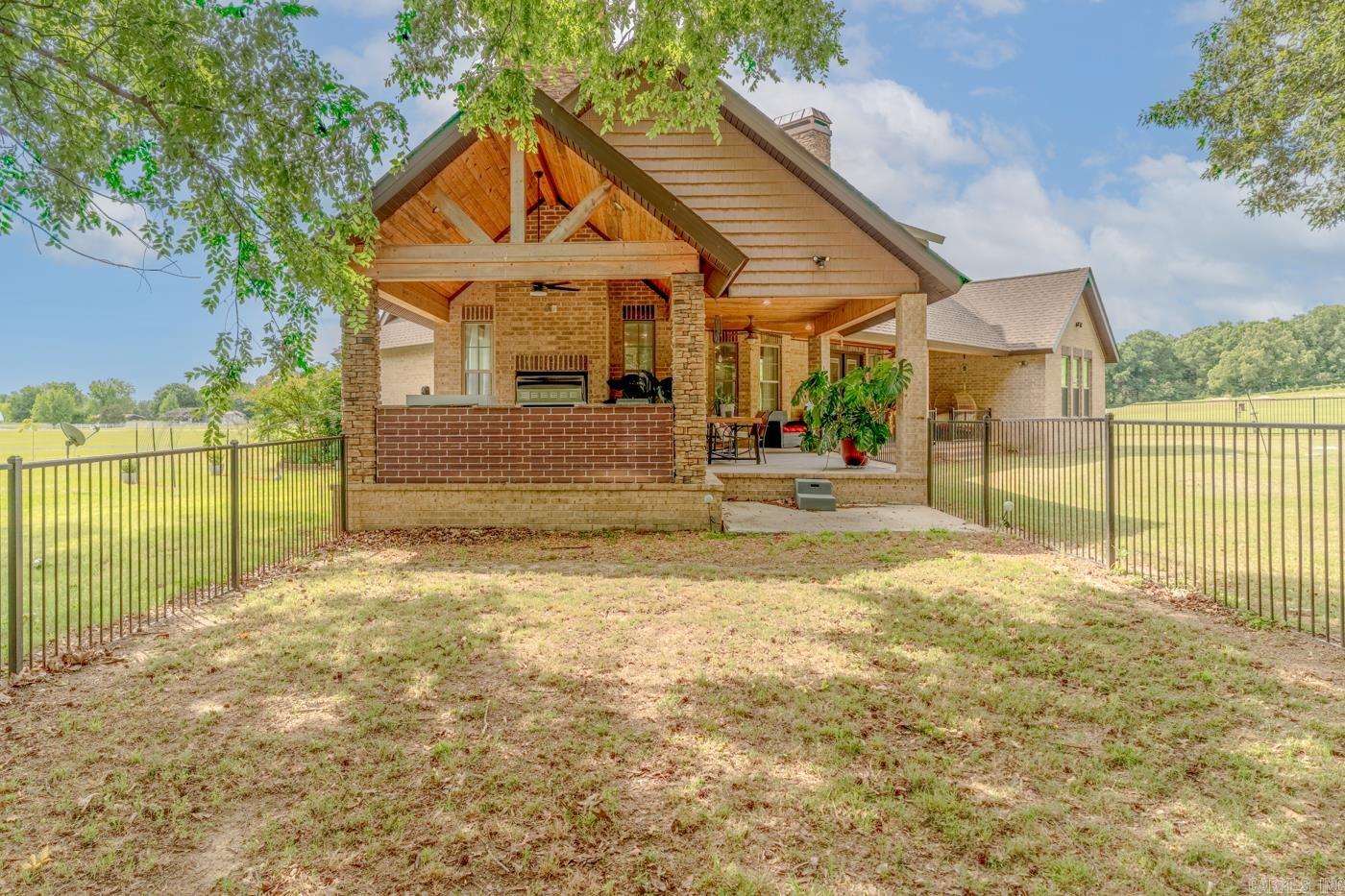 STEELE CANNON ESTATES - Residential