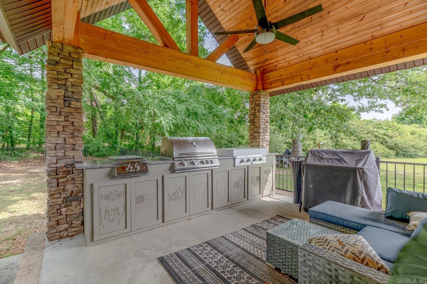 STEELE CANNON ESTATES - Residential
