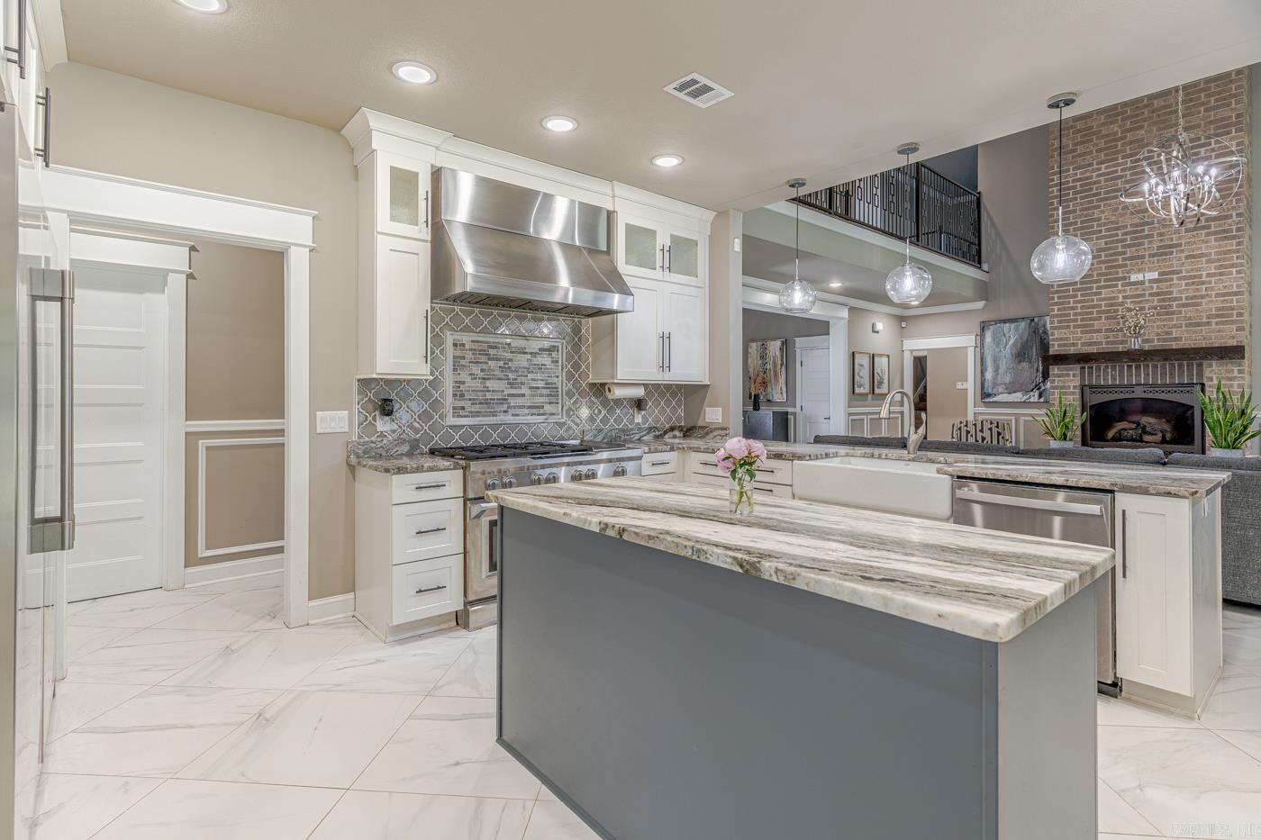 STEELE CANNON ESTATES - Residential