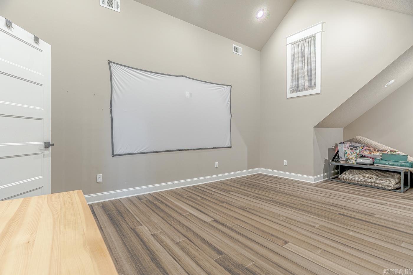 STEELE CANNON ESTATES - Residential