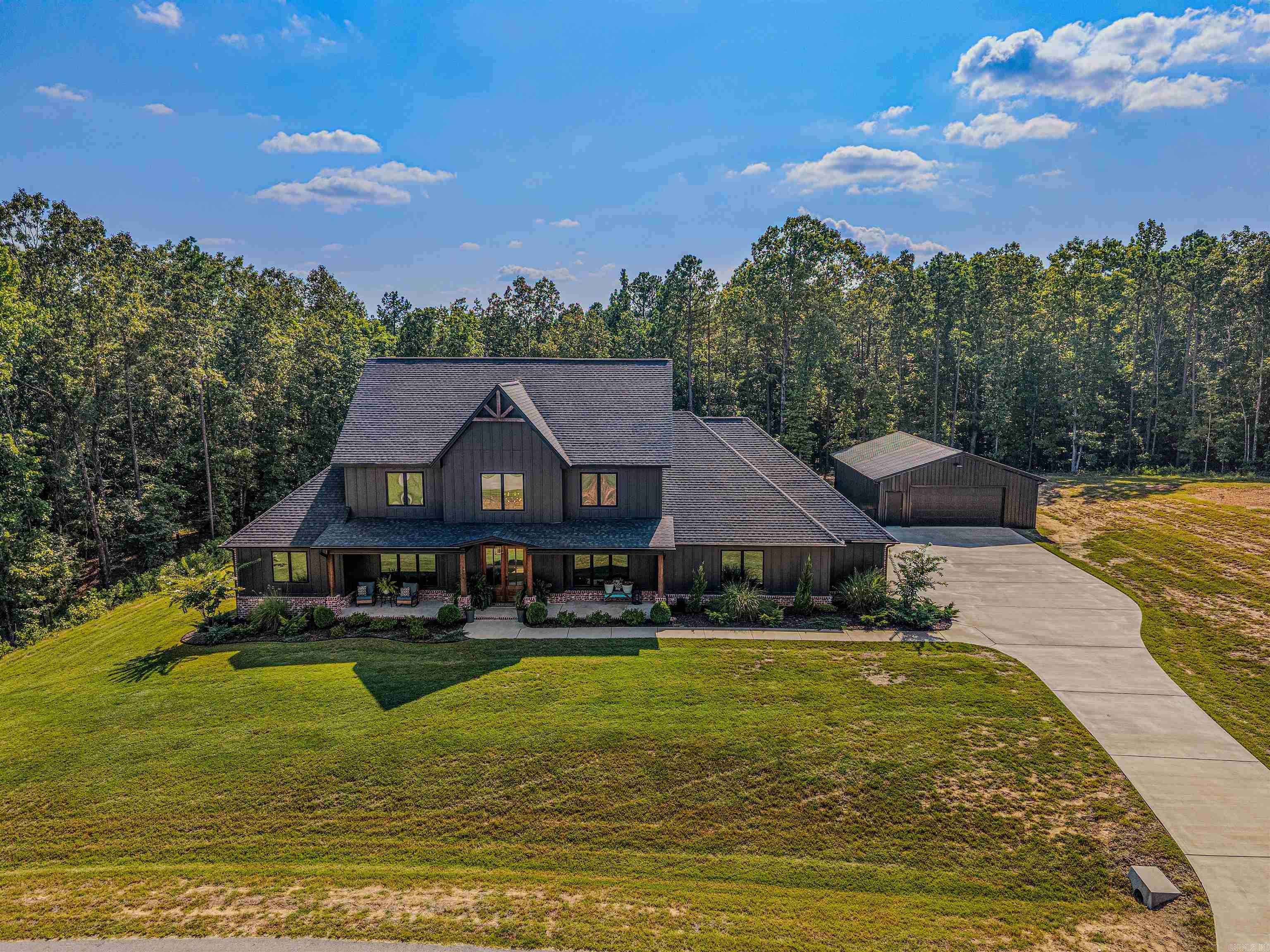 WILLIAMS CREEK - Residential