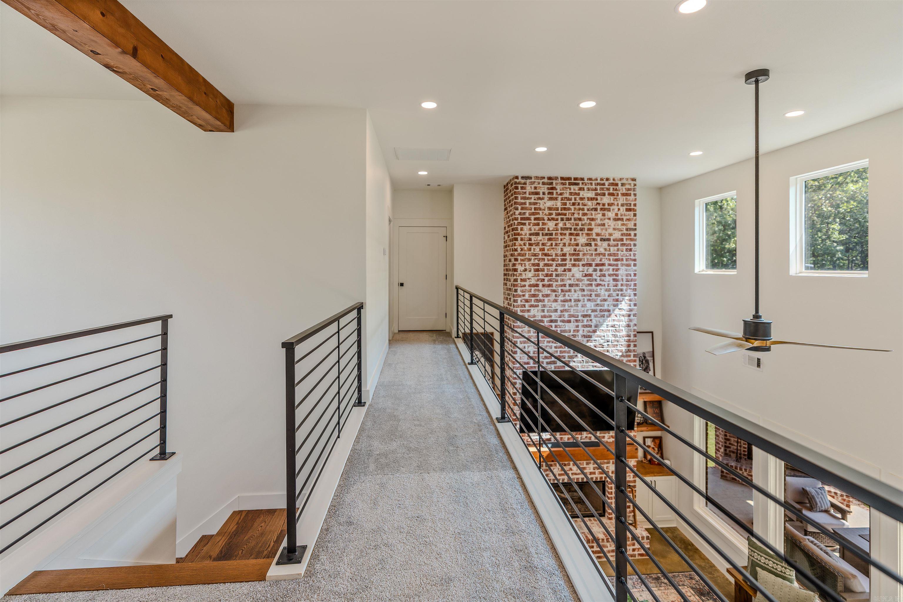 WILLIAMS CREEK - Residential