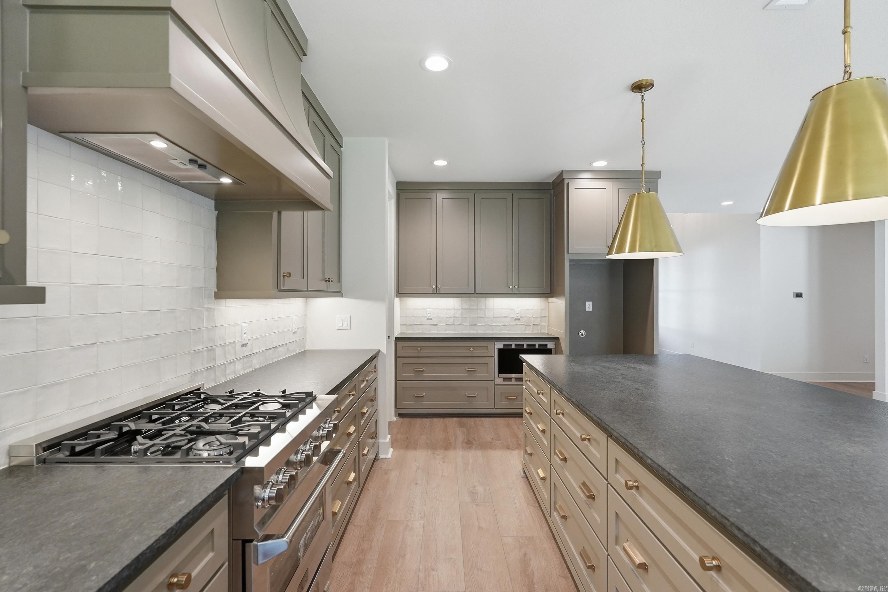 WATERVIEW ESTATES - Residential