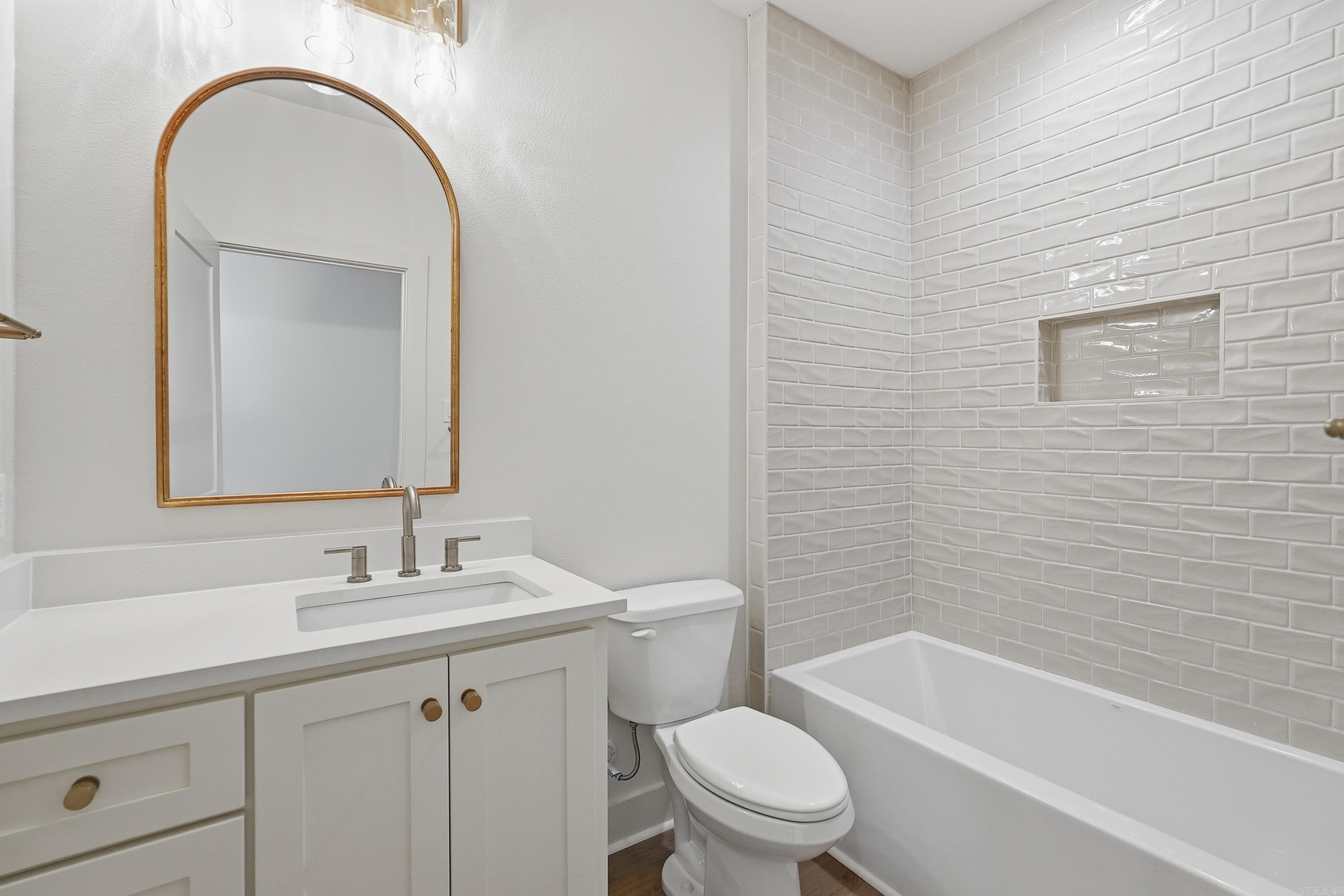 WATERVIEW ESTATES - Residential
