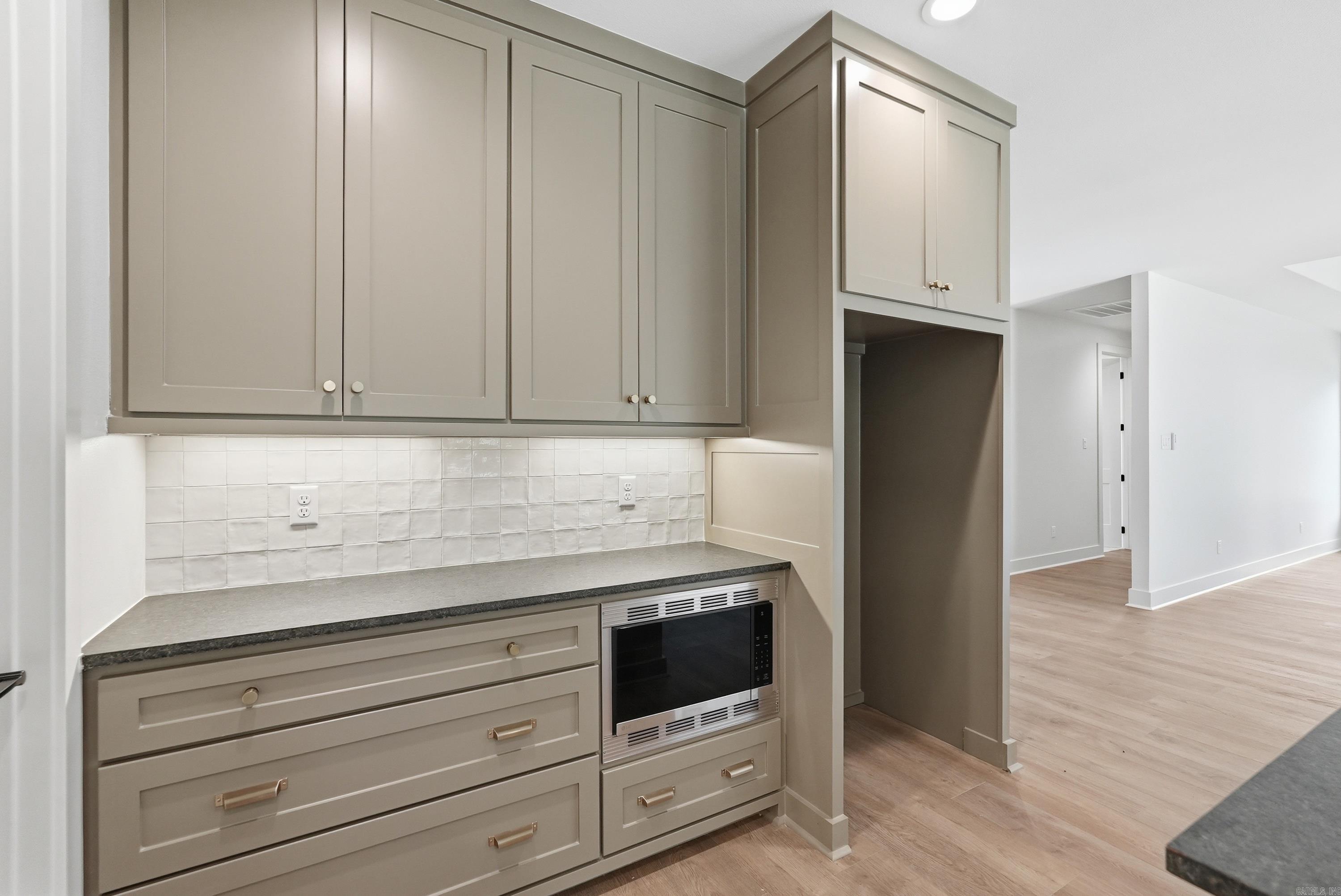 WATERVIEW ESTATES - Residential