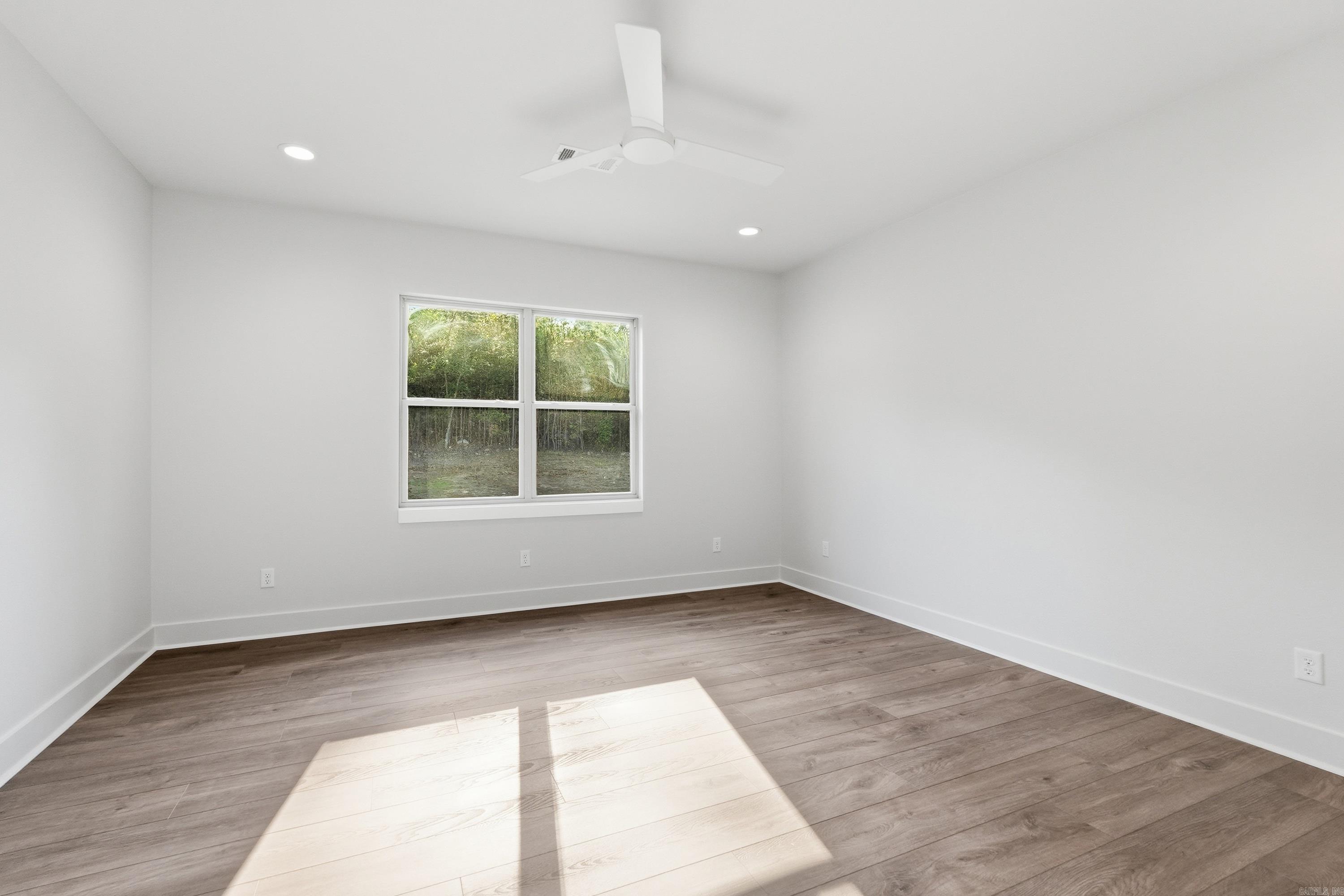 WATERVIEW ESTATES - Residential